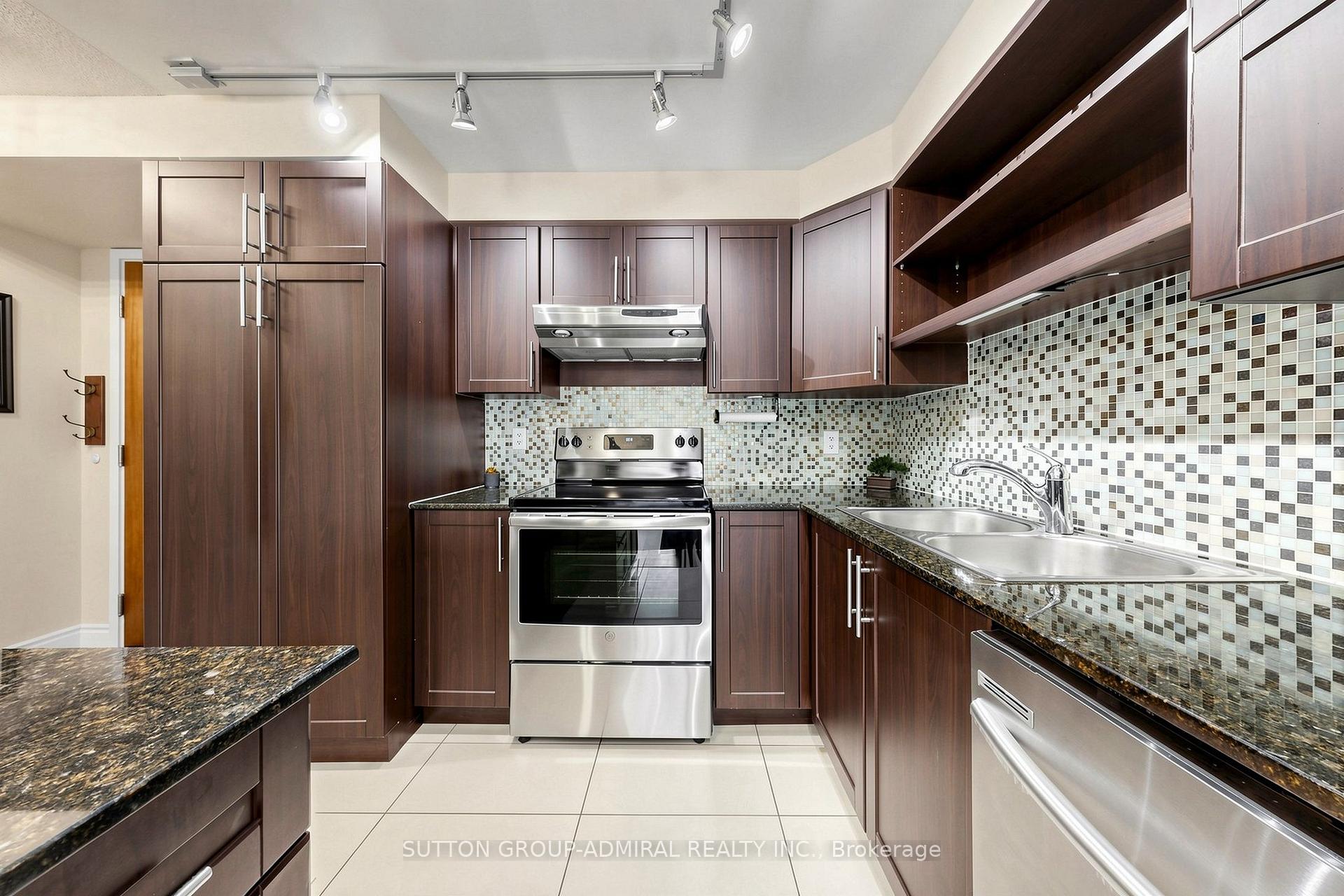 Photo 19 of Unit 210, 39 Galleria Parkway, Markham, Commerce Valley — HOMEH