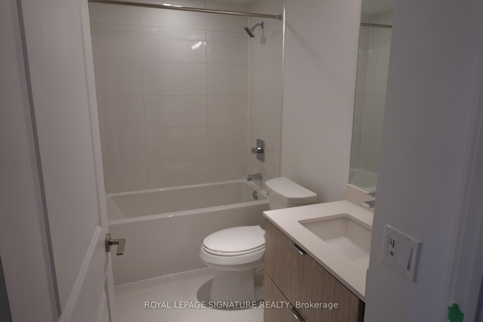Photo 6 of Unit 3211, 395 Bloor Street E, Toronto, North St. James Town — HOMEH