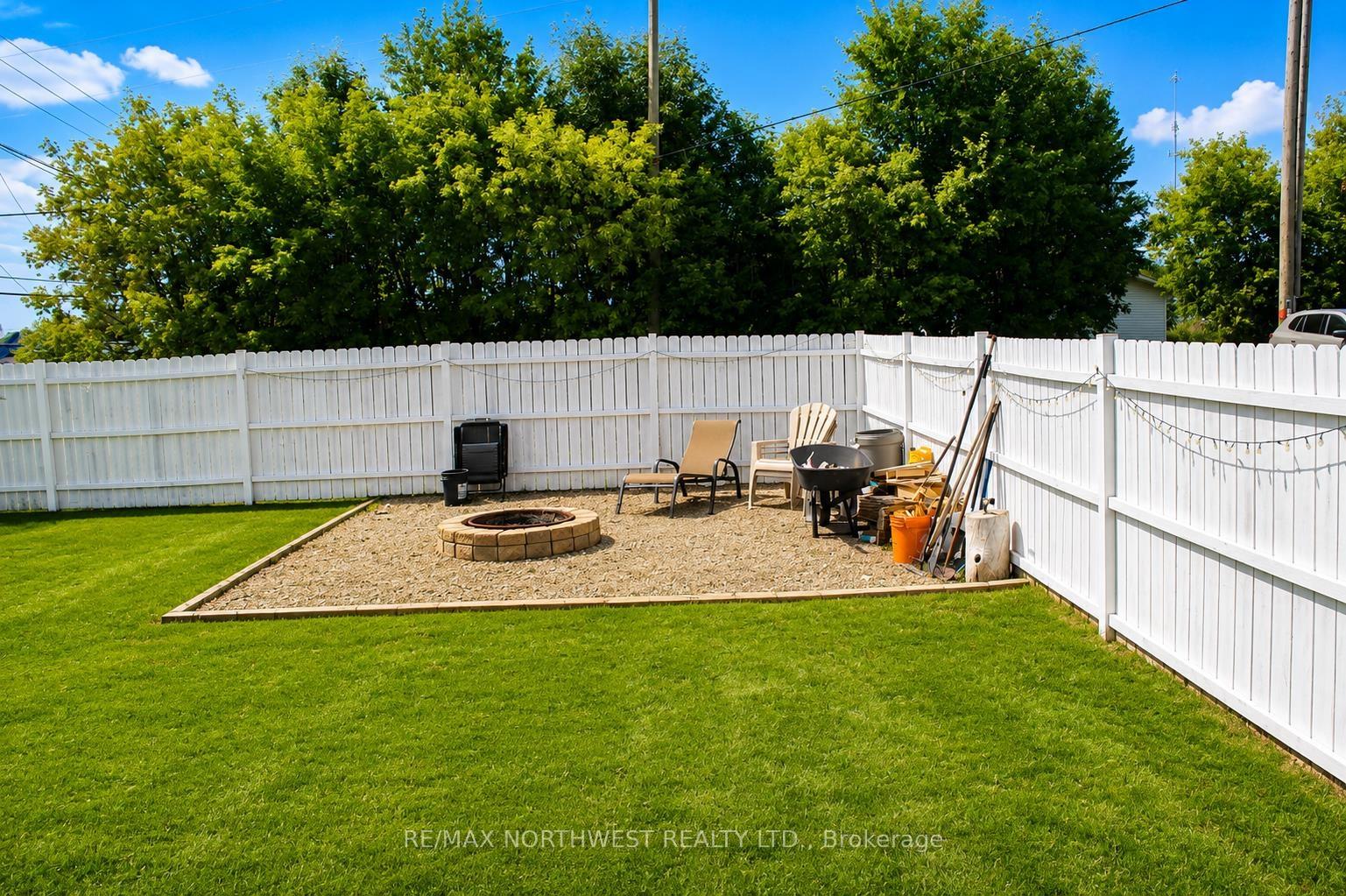 Photo 6 of 501 Atwood Ave, Rainy River, TB-403 — HOMEH