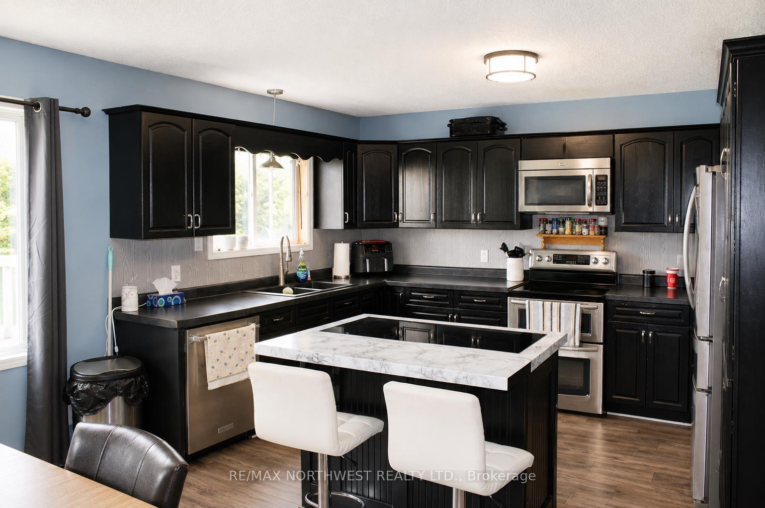 Photo 8 of 501 Atwood Ave, Rainy River, TB-403 — HOMEH