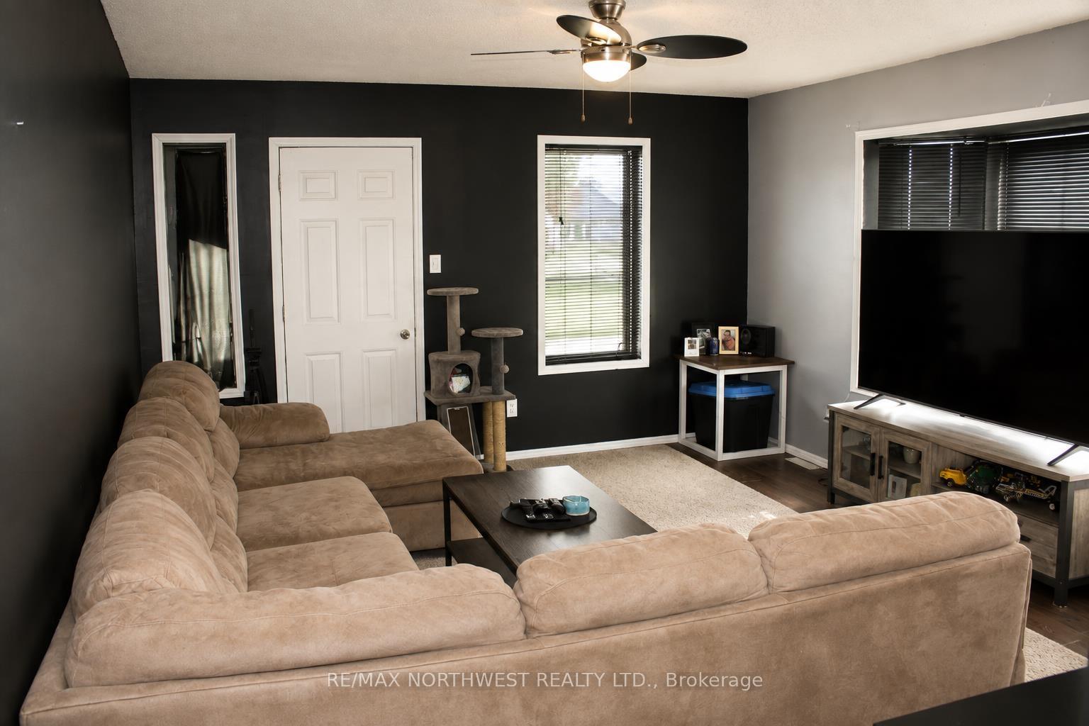 Photo 13 of 501 Atwood Ave, Rainy River, TB-403 — HOMEH