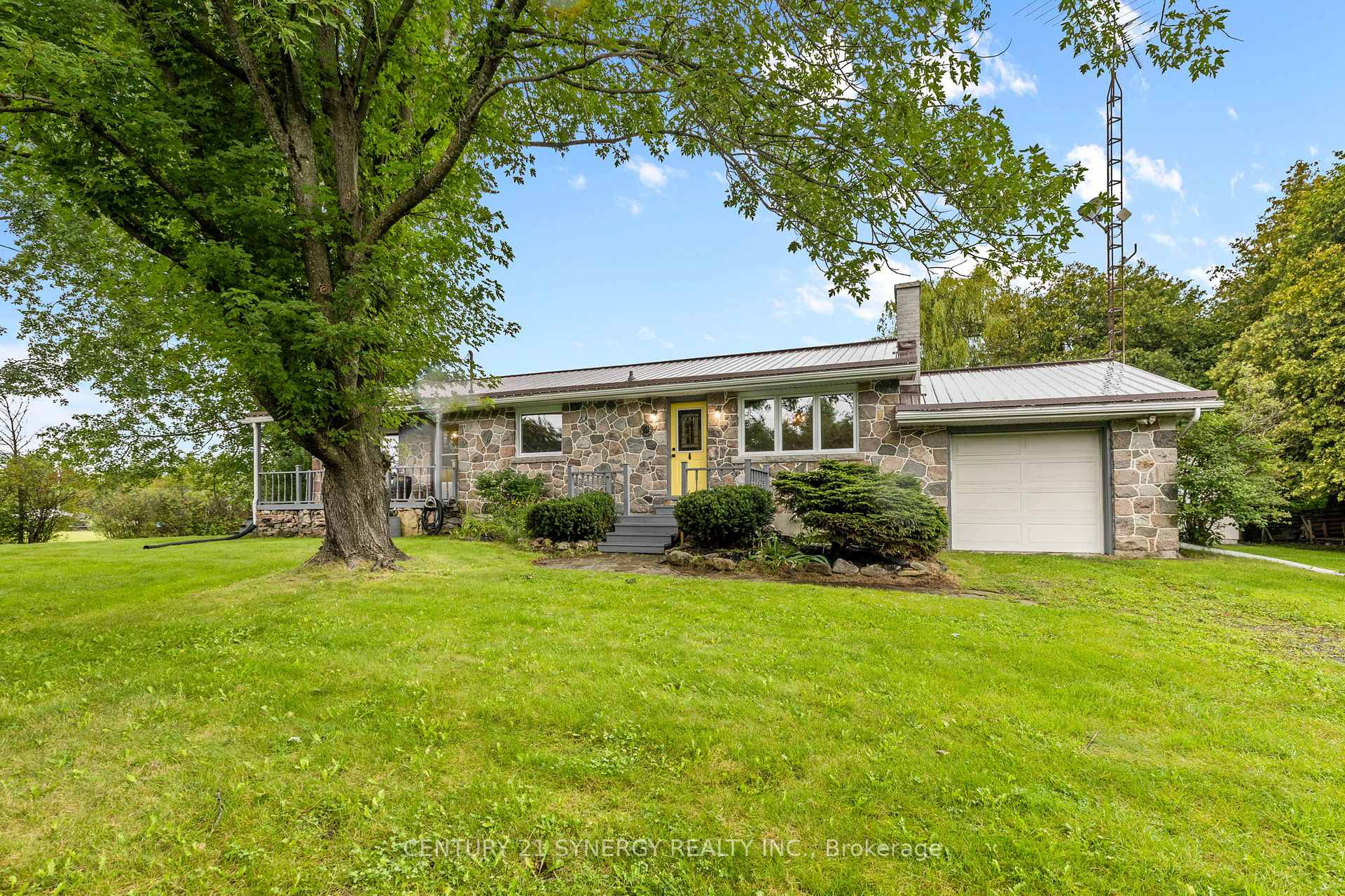 Photo of 8567 Franktown Road