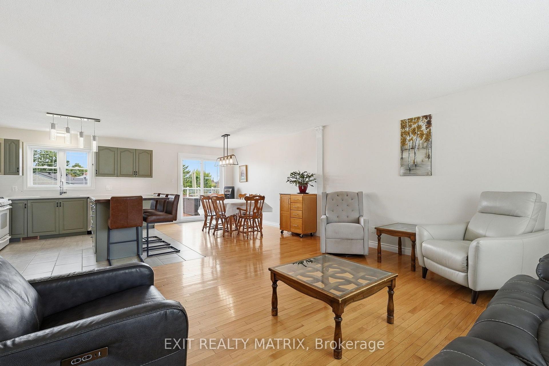 Photo 9 of 56 Isabelle Street, Casselman, Casselman — HOMEH