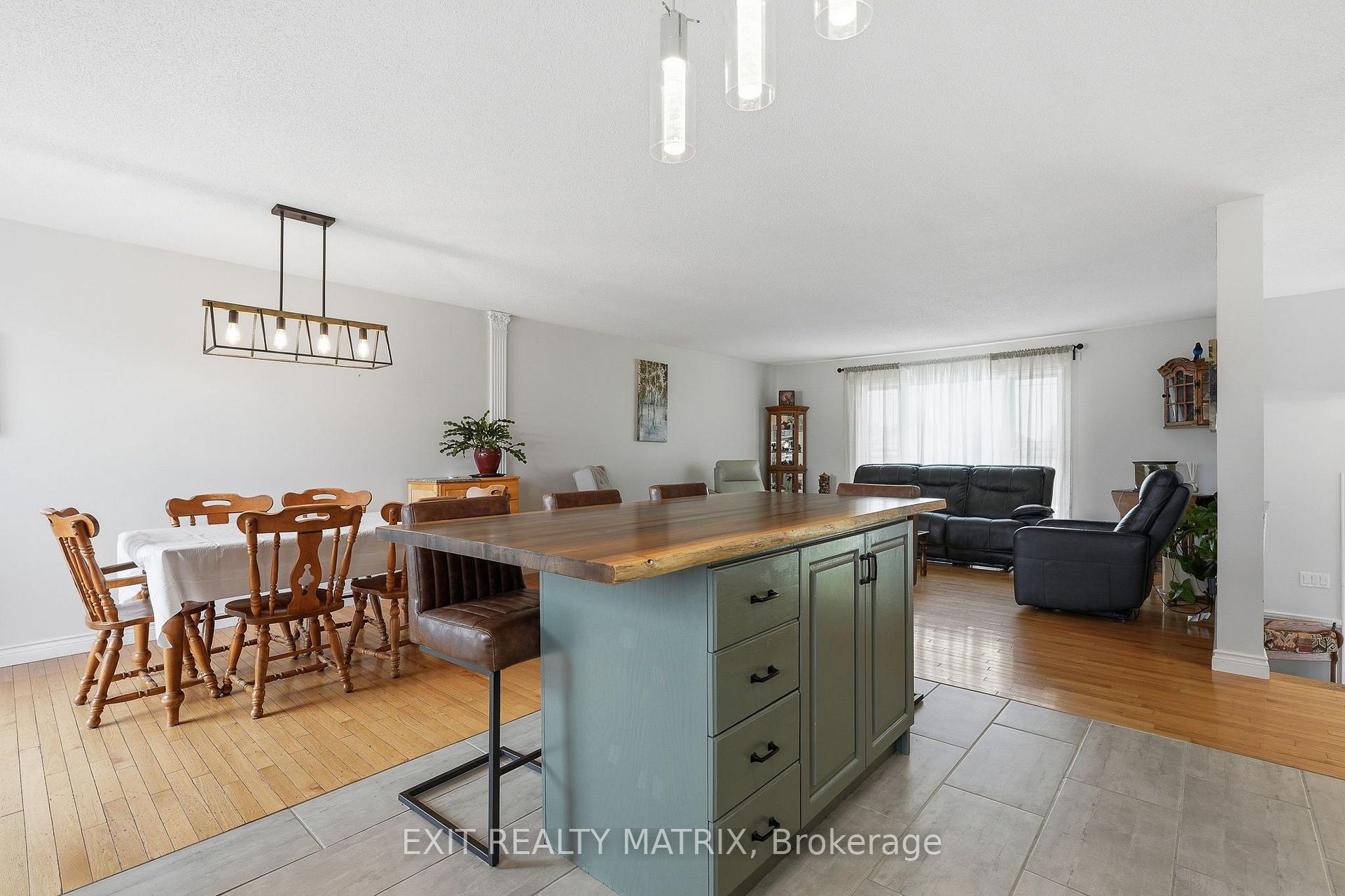Photo 12 of 56 Isabelle Street, Casselman, Casselman — HOMEH