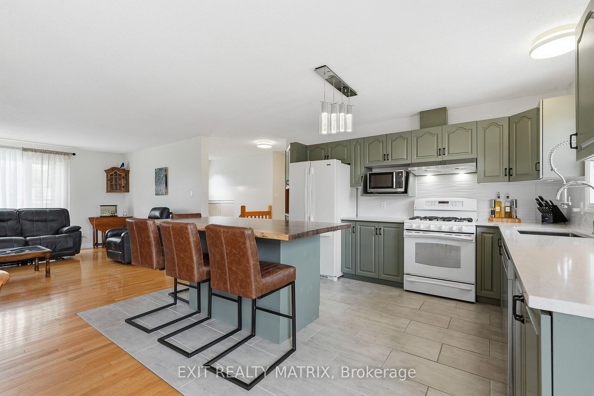 Photo 13 of 56 Isabelle Street, Casselman, Casselman — HOMEH