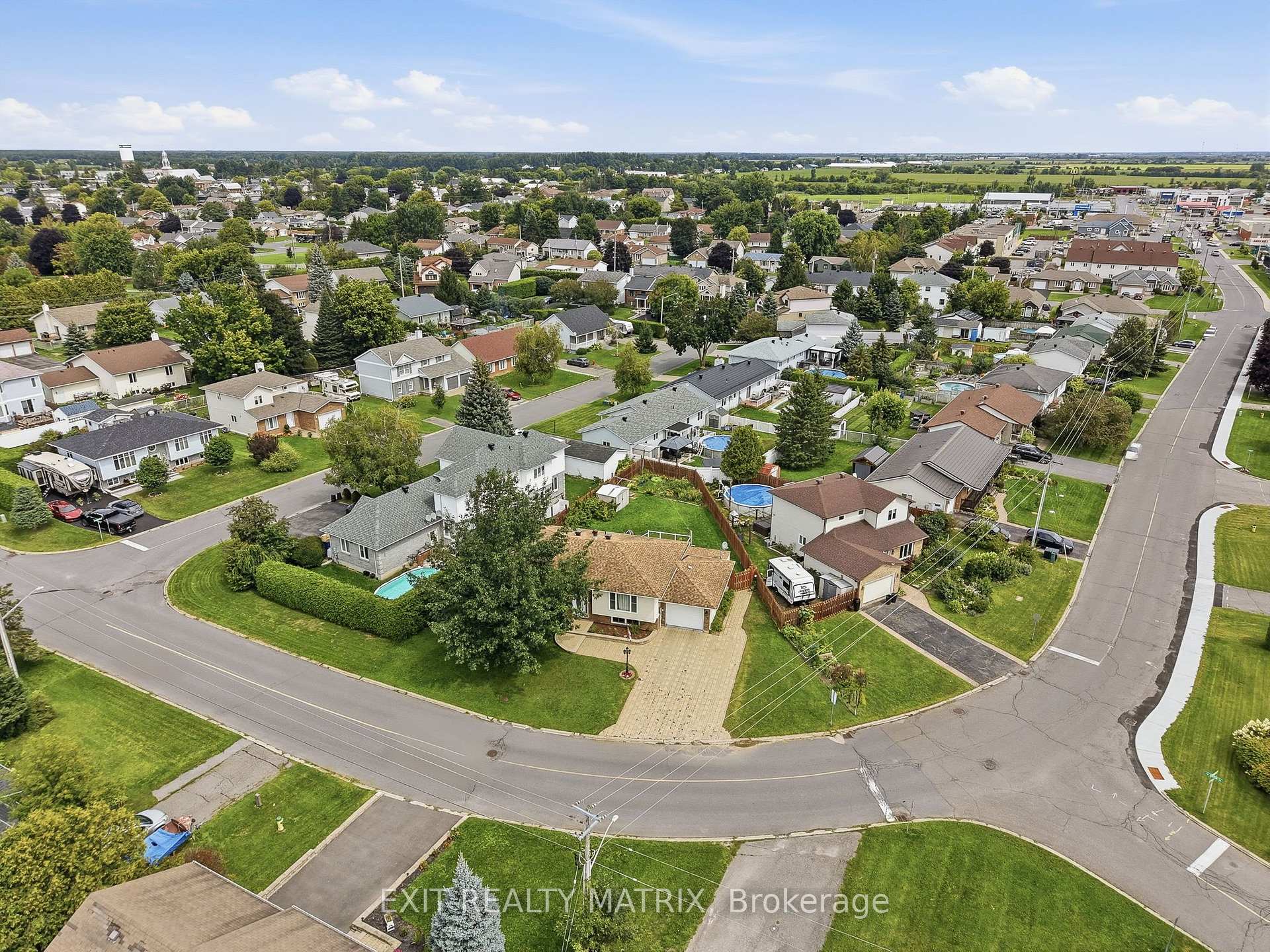 Photo 38 of 56 Isabelle Street, Casselman, Casselman — HOMEH