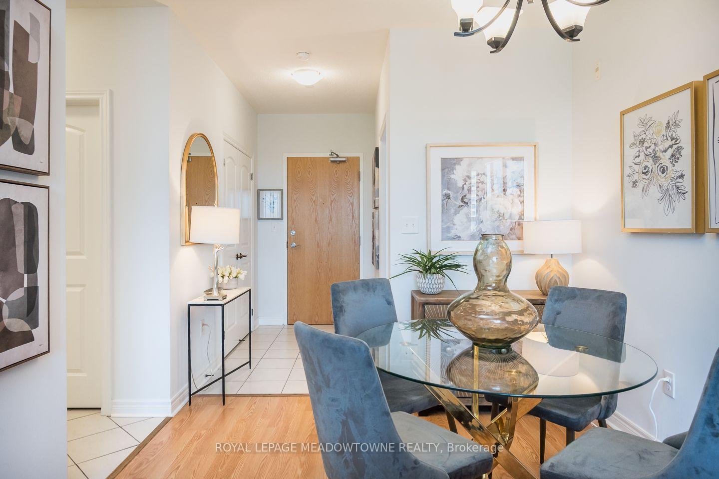 Photo 2 of Unit 302, 383 Main Street, Milton, Old Milton — HOMEH