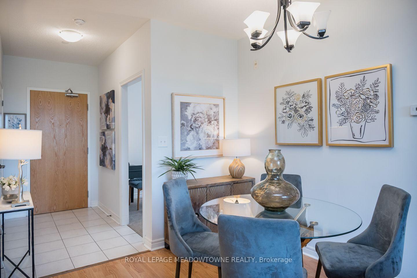 Photo 3 of Unit 302, 383 Main Street, Milton, Old Milton — HOMEH
