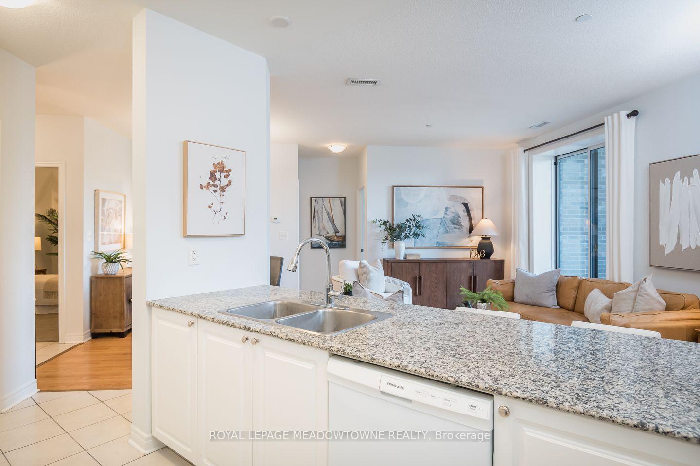 Photo 14 of Unit 302, 383 Main Street, Milton, Old Milton — HOMEH