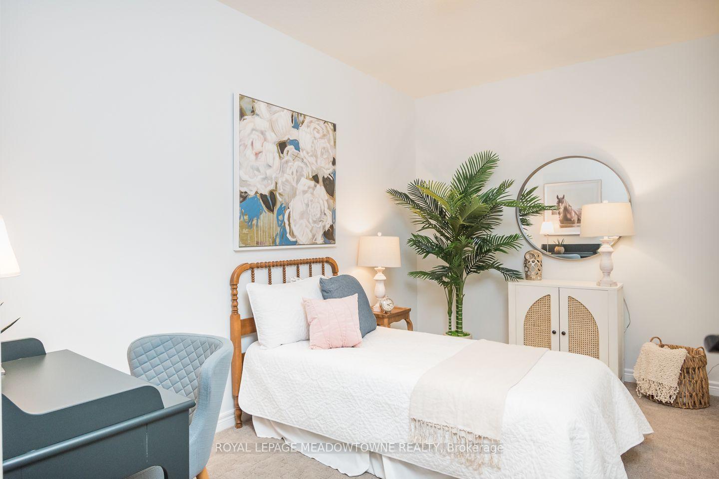 Photo 19 of Unit 302, 383 Main Street, Milton, Old Milton — HOMEH