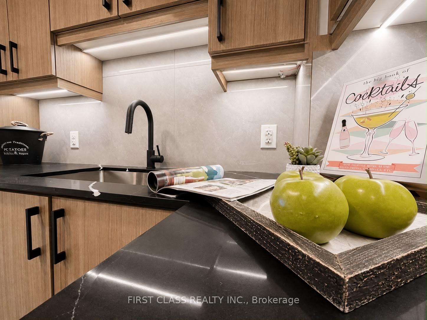 Photo 13 of Unit 220, 8323 Kennedy Road, Markham, Village Green-South Unionville — HOMEH