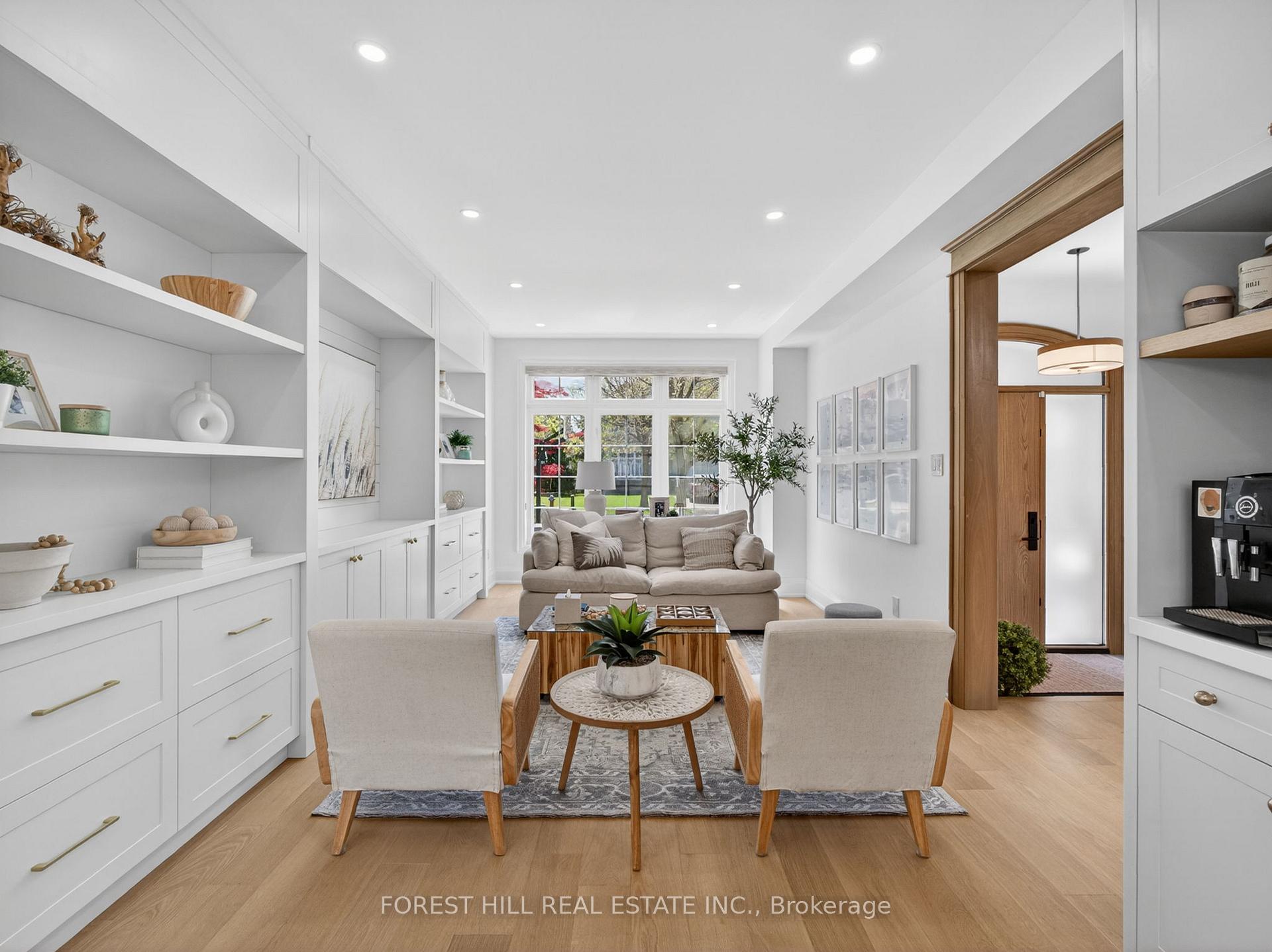 Photo 9 of 118 Pathlane Road, Richmond Hill, Langstaff — HOMEH