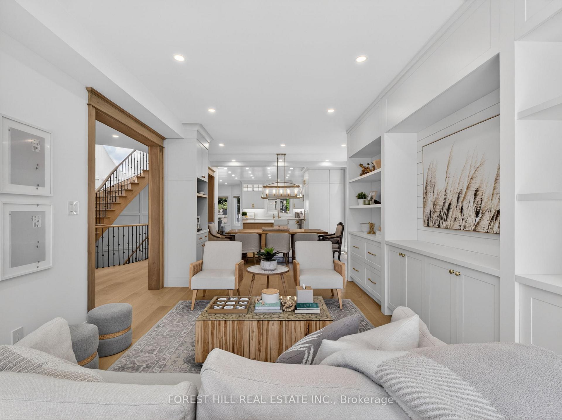 Photo 11 of 118 Pathlane Road, Richmond Hill, Langstaff — HOMEH