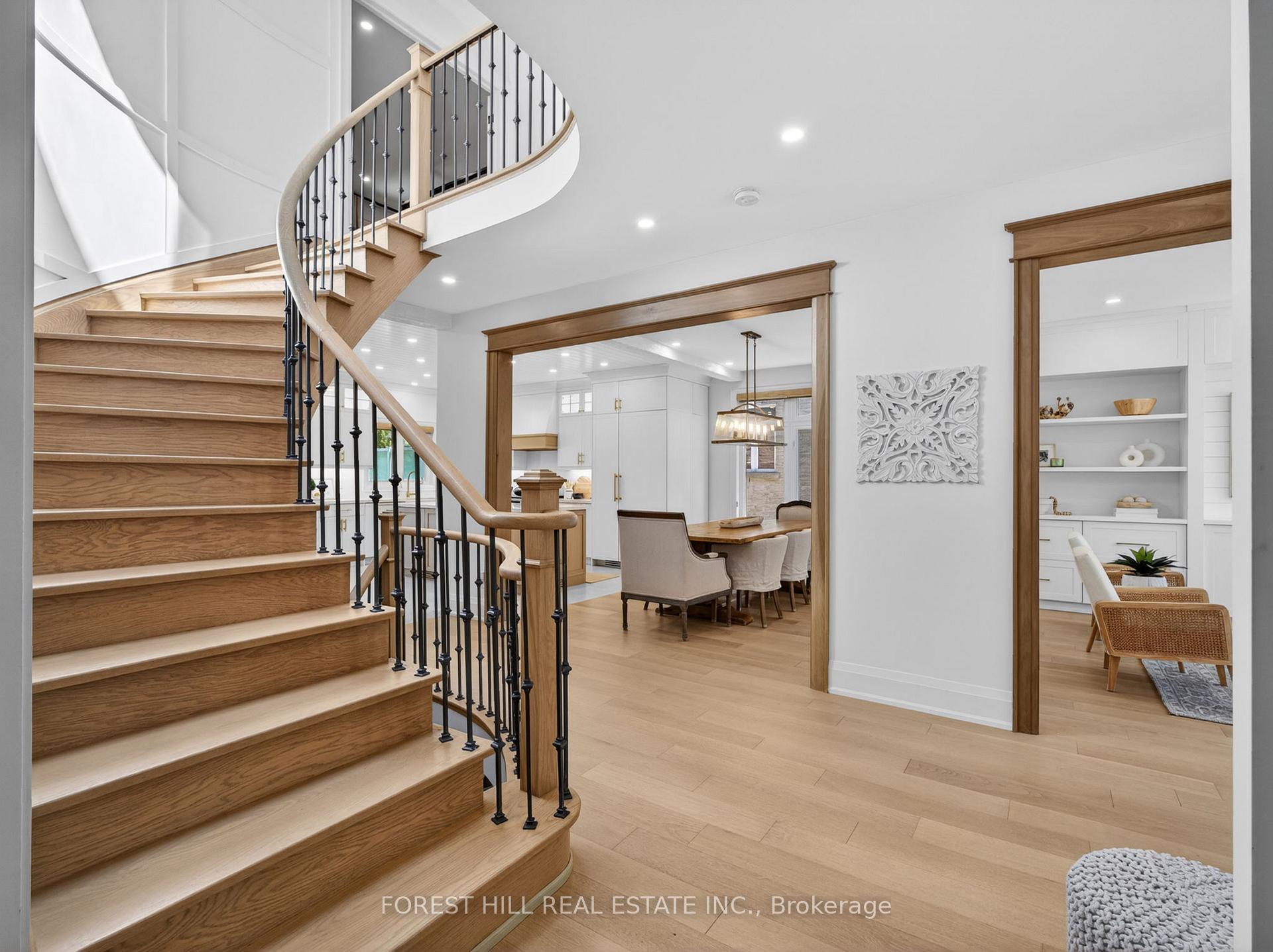 Photo 37 of 118 Pathlane Road, Richmond Hill, Langstaff — HOMEH