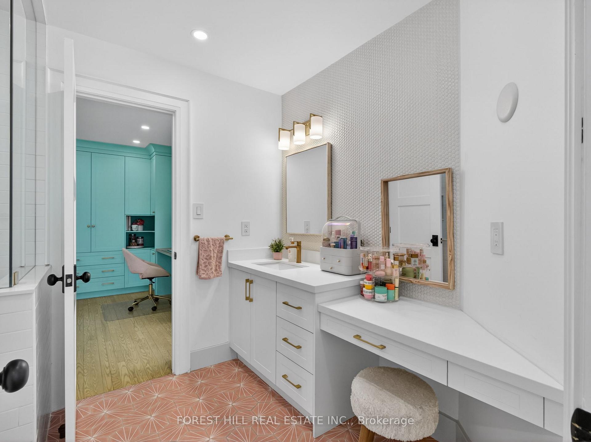 Photo 65 of 118 Pathlane Road, Richmond Hill, Langstaff — HOMEH