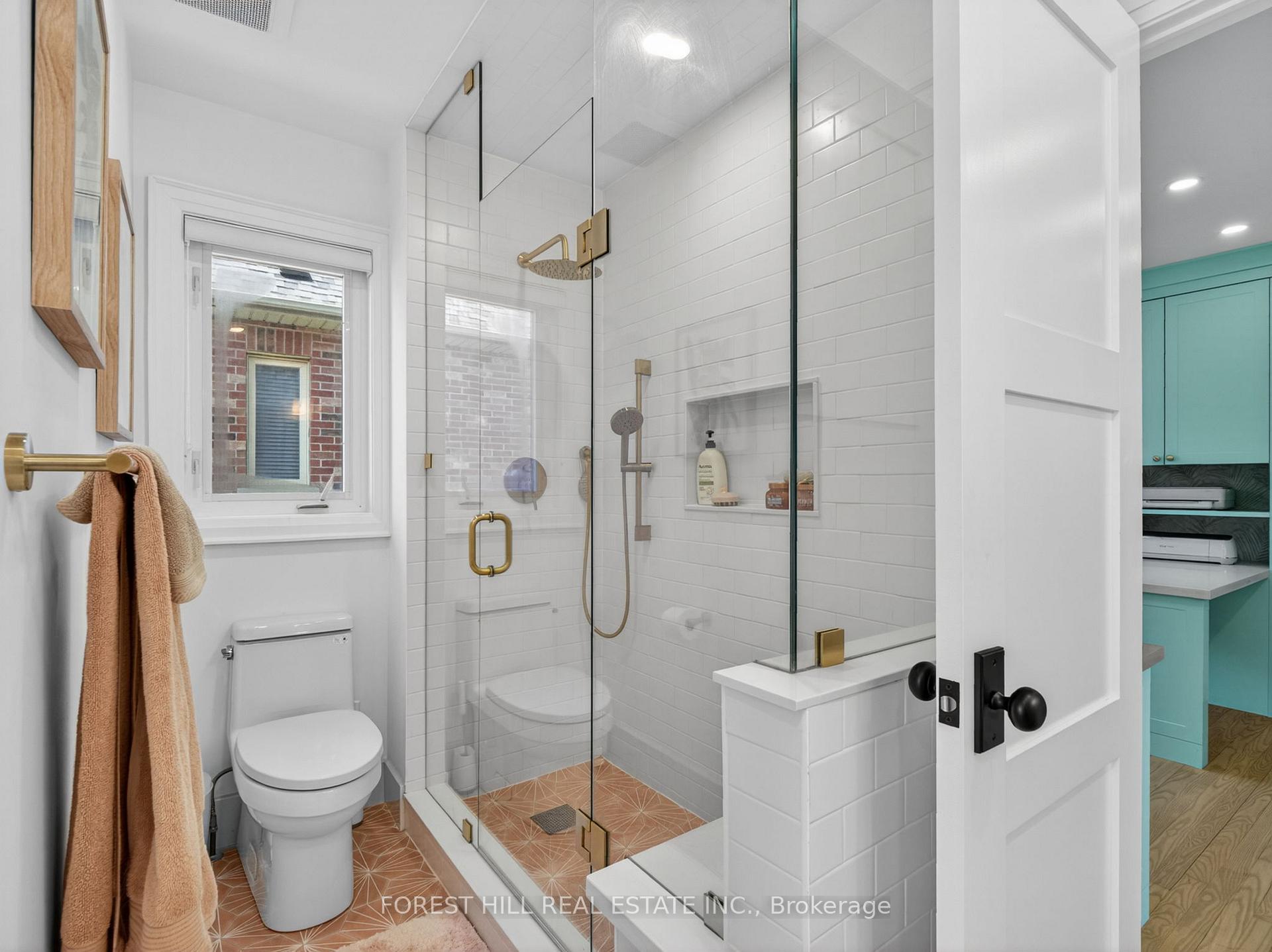 Photo 67 of 118 Pathlane Road, Richmond Hill, Langstaff — HOMEH