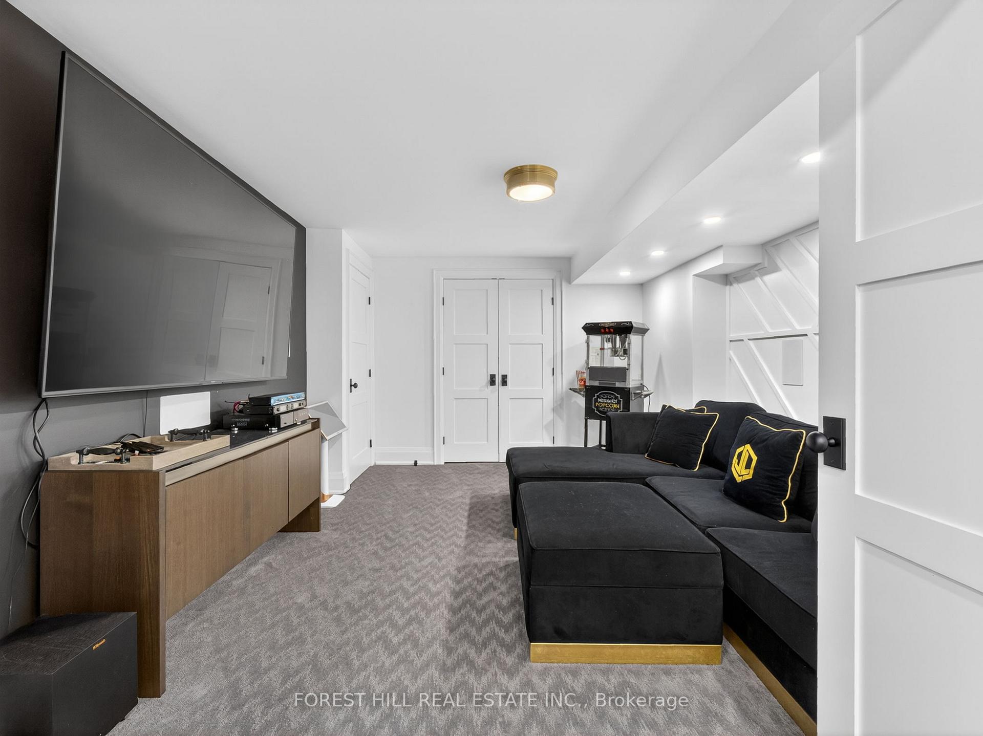 Photo 77 of 118 Pathlane Road, Richmond Hill, Langstaff — HOMEH