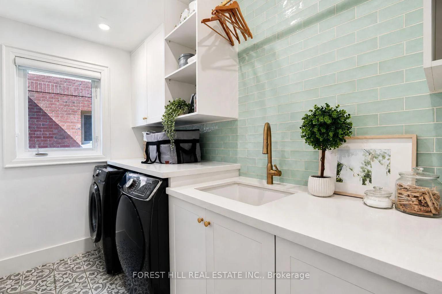 Photo 40 of 118 Pathlane Road, Richmond Hill, Langstaff — HOMEH