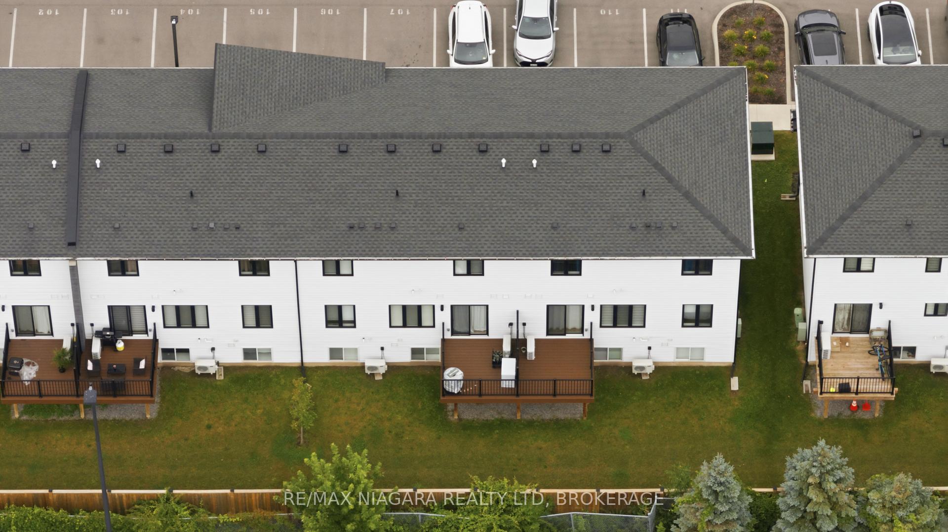 Photo 2 of Unit 635, 4263 Fourth Avenue, Niagara Falls, Clifton Hill — HOMEH