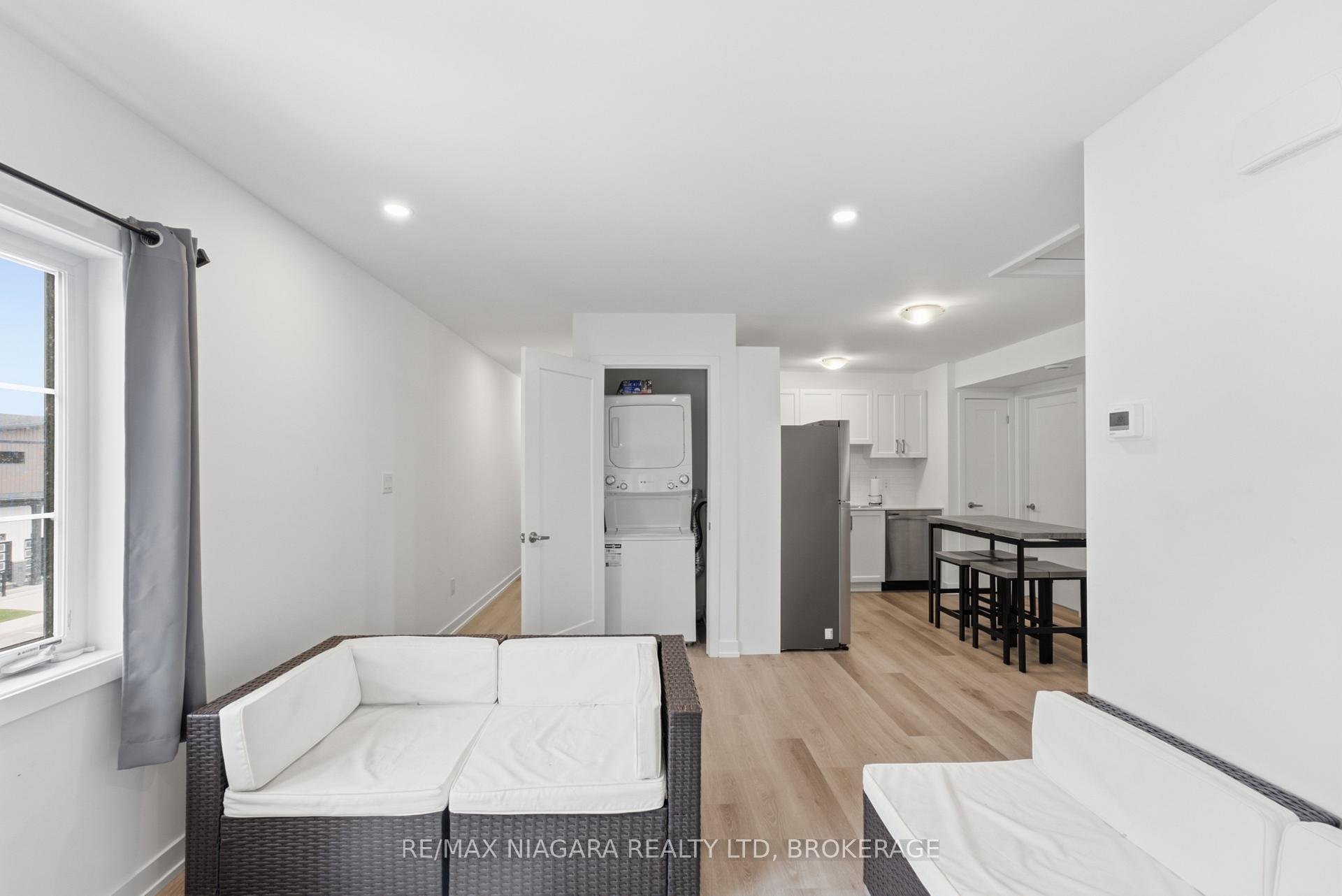 Photo 7 of Unit 635, 4263 Fourth Avenue, Niagara Falls, Clifton Hill — HOMEH