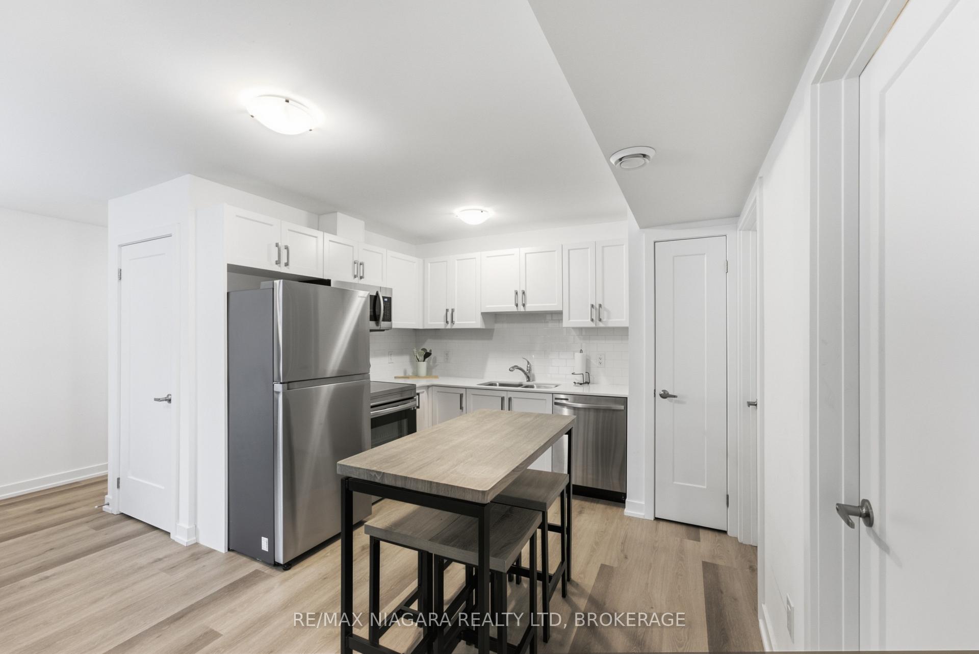 Photo 9 of Unit 635, 4263 Fourth Avenue, Niagara Falls, Clifton Hill — HOMEH