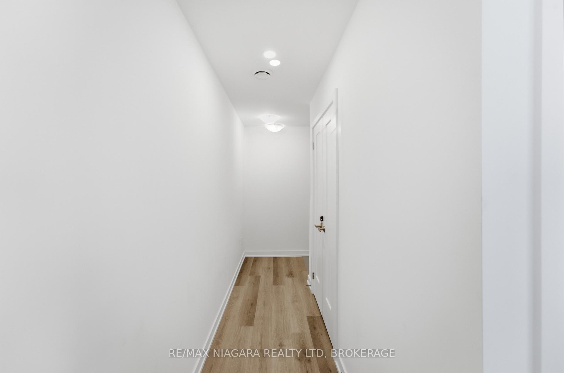 Photo 12 of Unit 635, 4263 Fourth Avenue, Niagara Falls, Clifton Hill — HOMEH