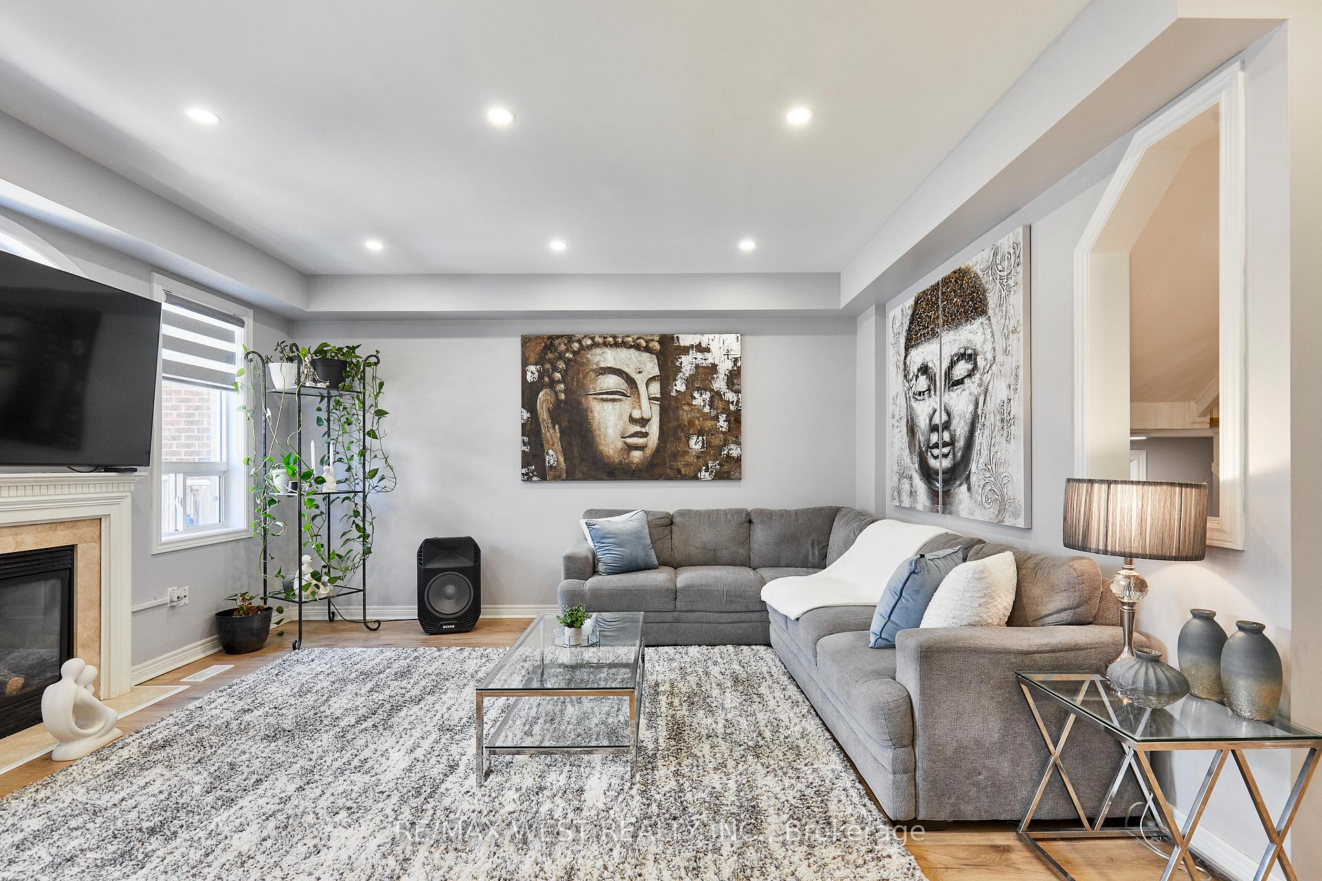 Photo 11 of 67 Kenilworth Crescent, Whitby, Brooklin — HOMEH