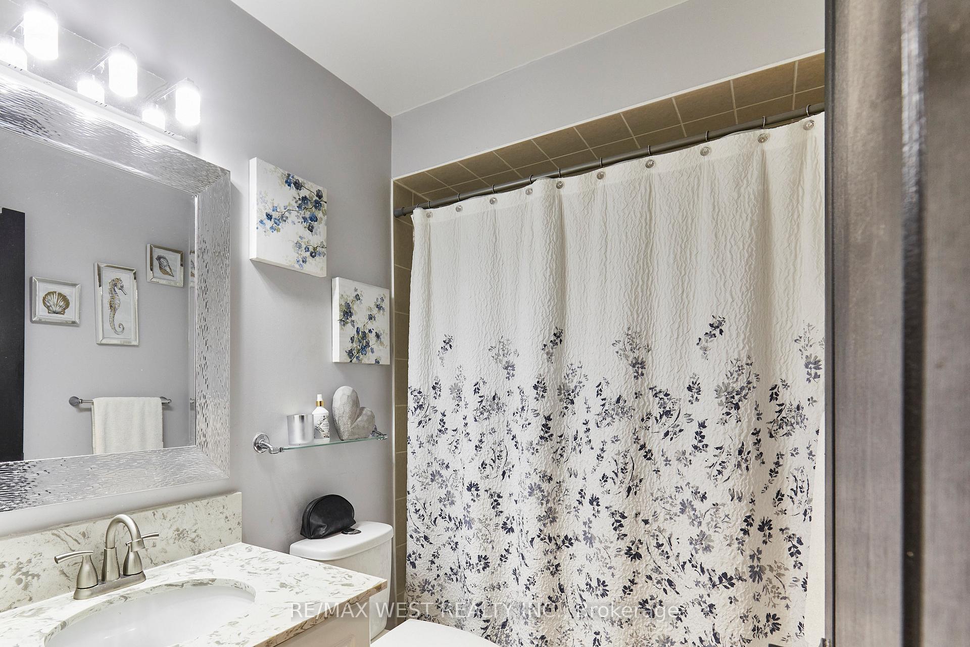 Photo 17 of 67 Kenilworth Crescent, Whitby, Brooklin — HOMEH