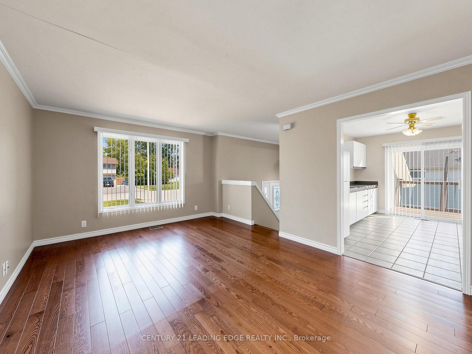 Photo 6 of 177 Silas Boulevard, Georgina, Keswick North — HOMEH