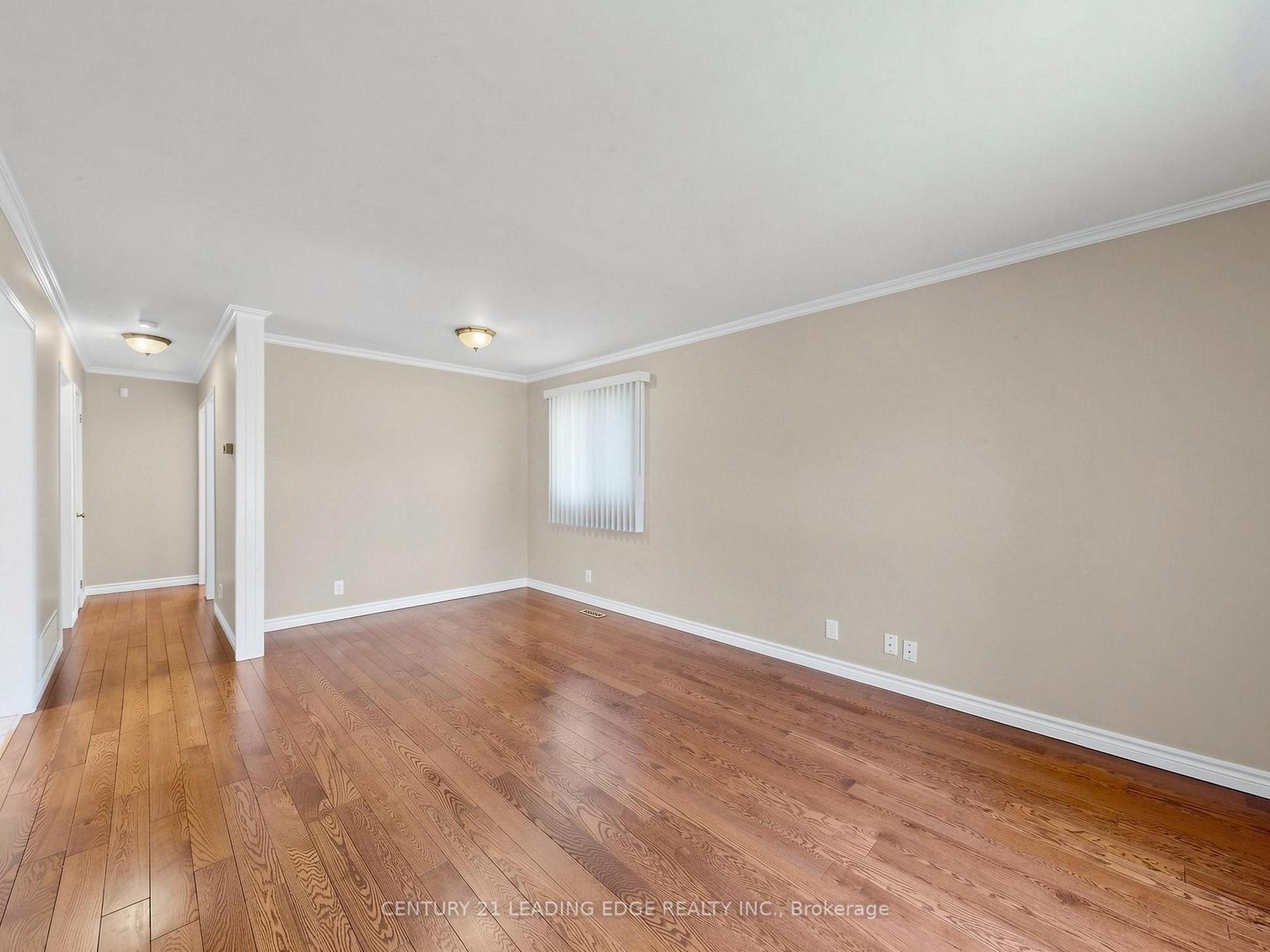 Photo 8 of 177 Silas Boulevard, Georgina, Keswick North — HOMEH