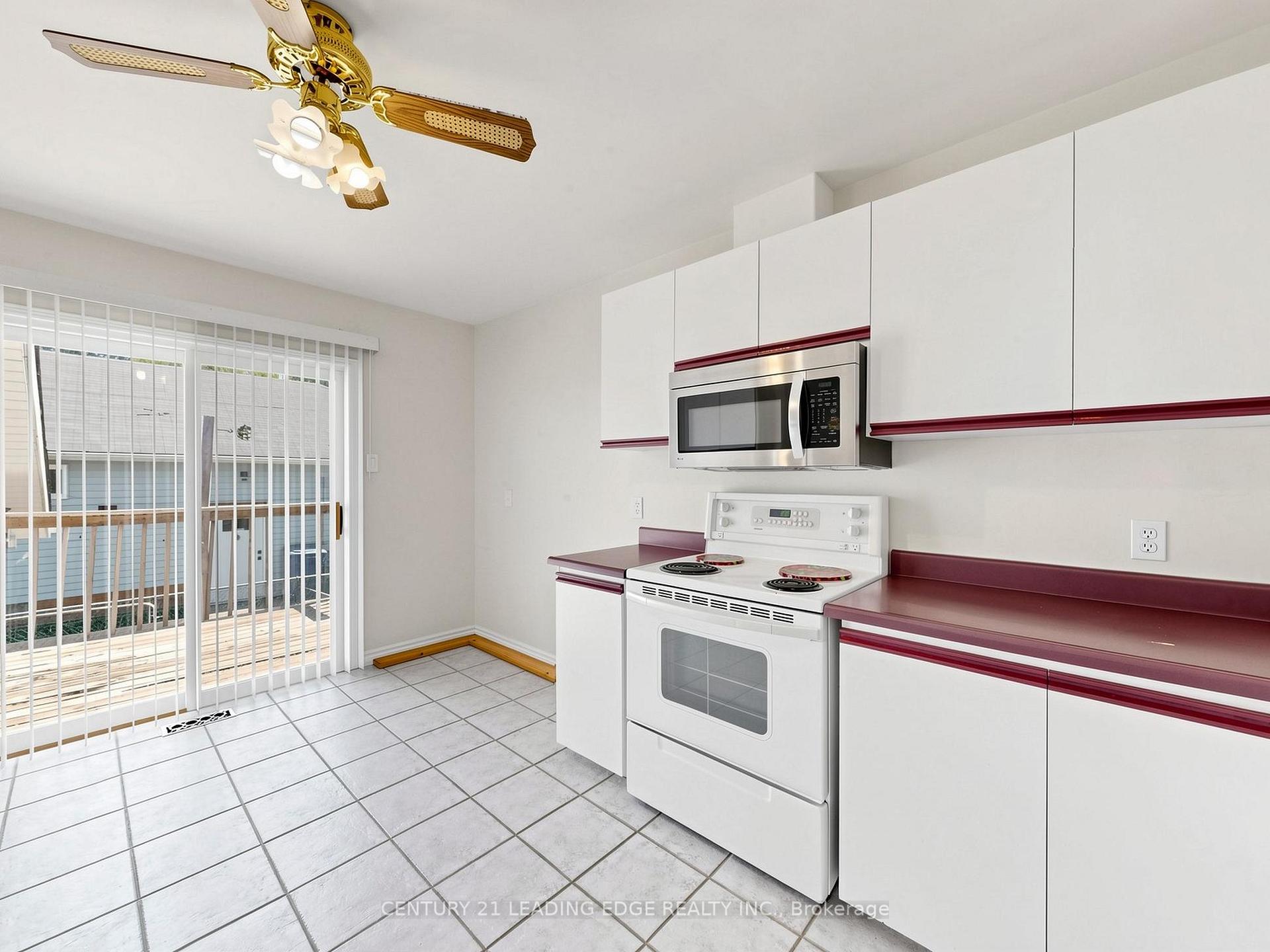 Photo 10 of 177 Silas Boulevard, Georgina, Keswick North — HOMEH