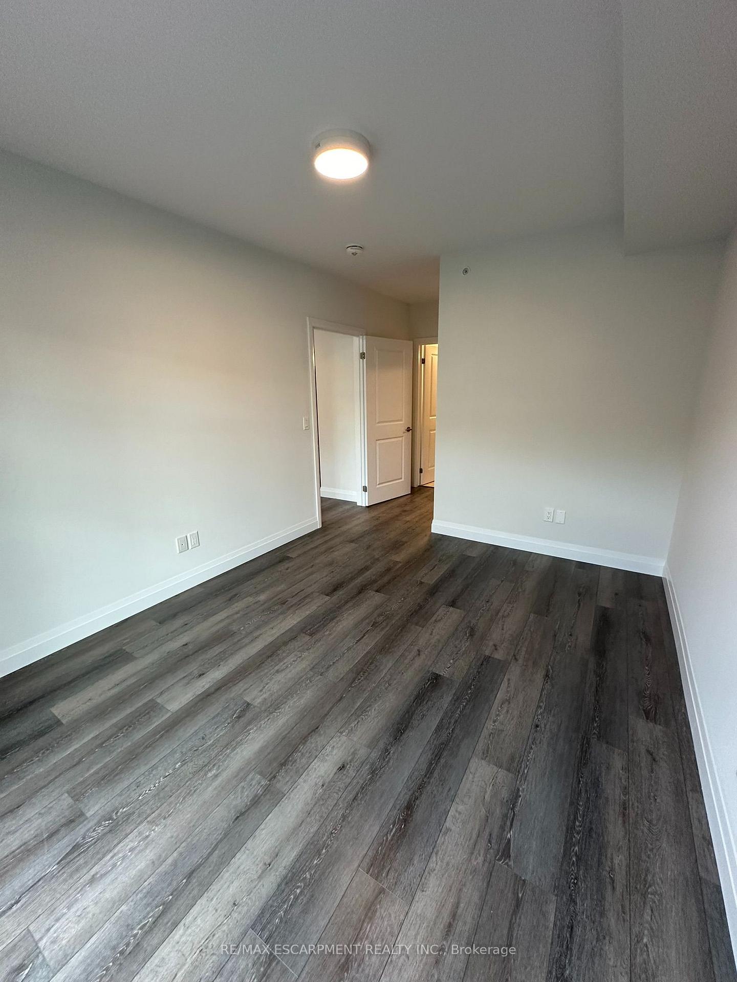 Photo 18 of Unit 302, 153 Wilson Street W, Hamilton, Ancaster — HOMEH
