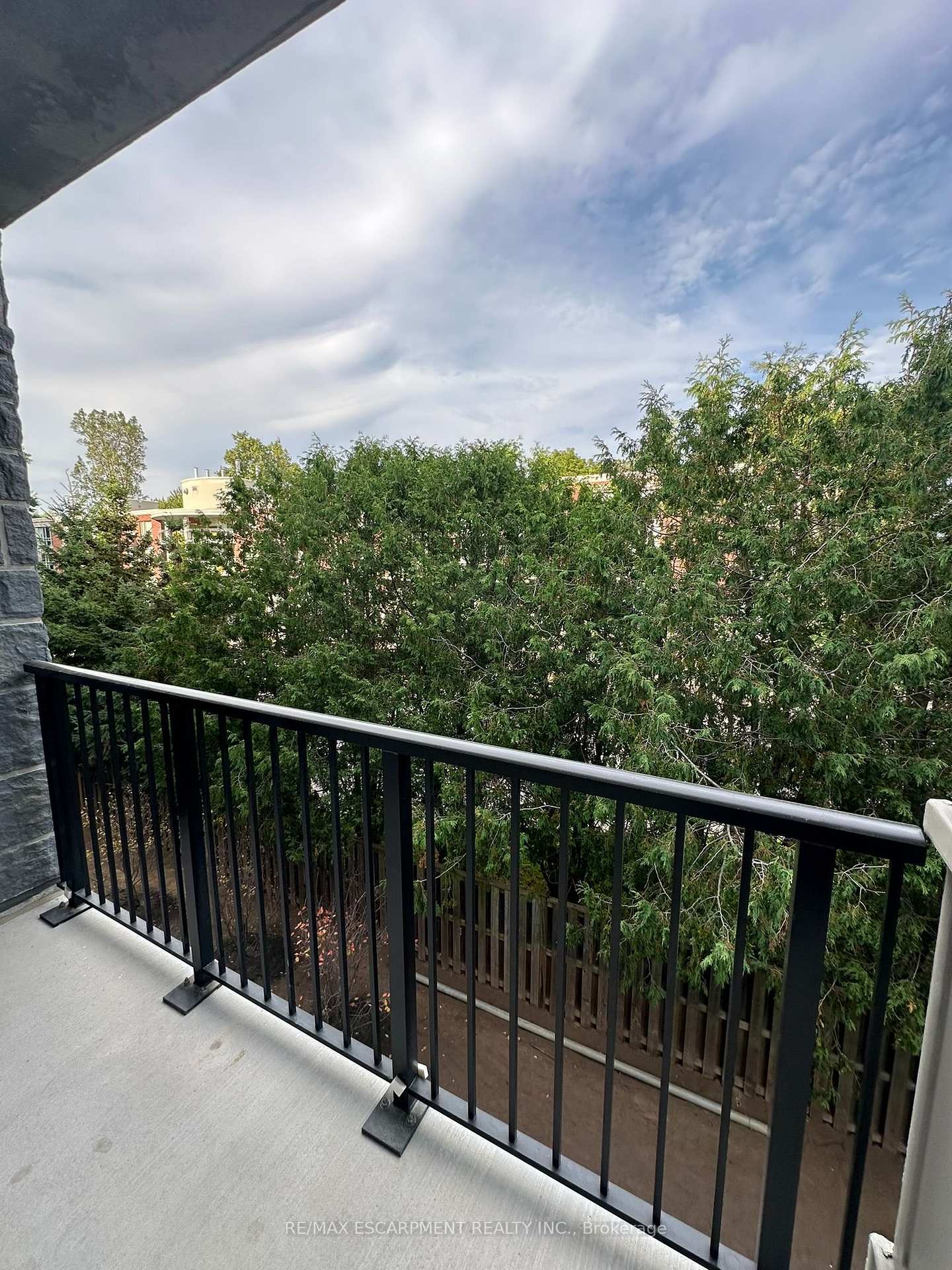 Photo 20 of Unit 302, 153 Wilson Street W, Hamilton, Ancaster — HOMEH