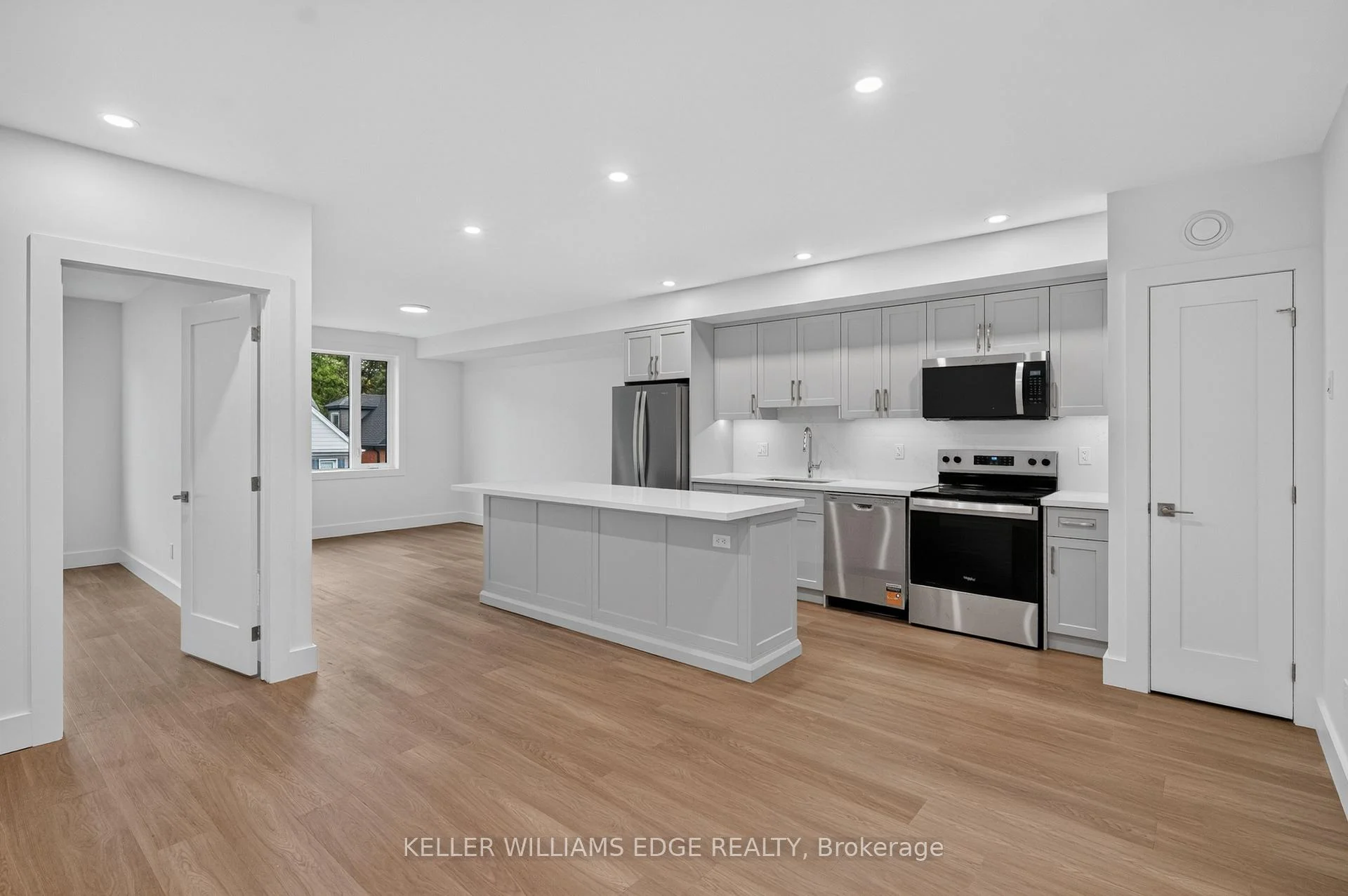 Photo 18 of Unit 5, 332 King Street W, Hamilton, Dundas — HOMEH