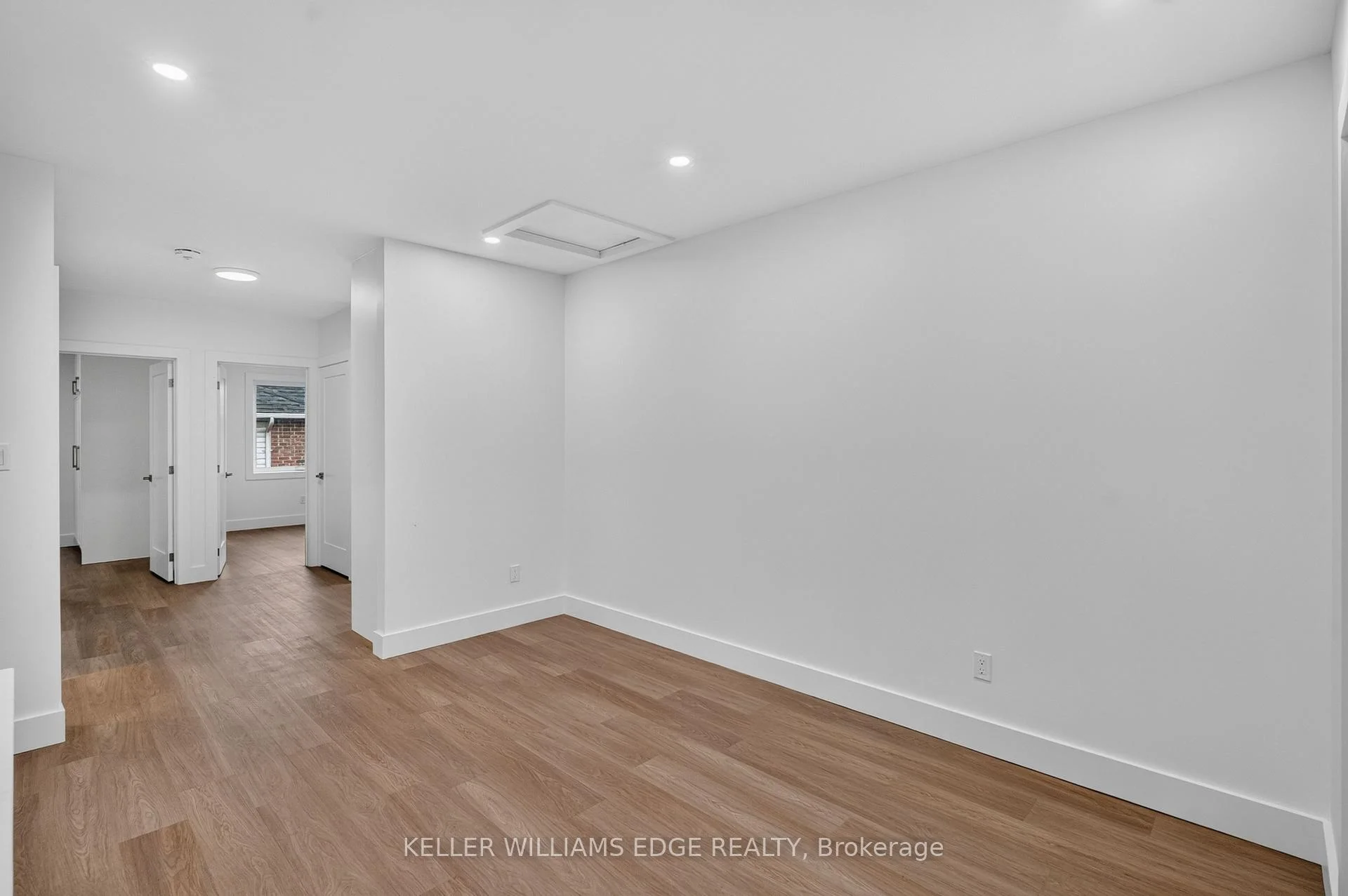 Photo 22 of Unit 5, 332 King Street W, Hamilton, Dundas — HOMEH