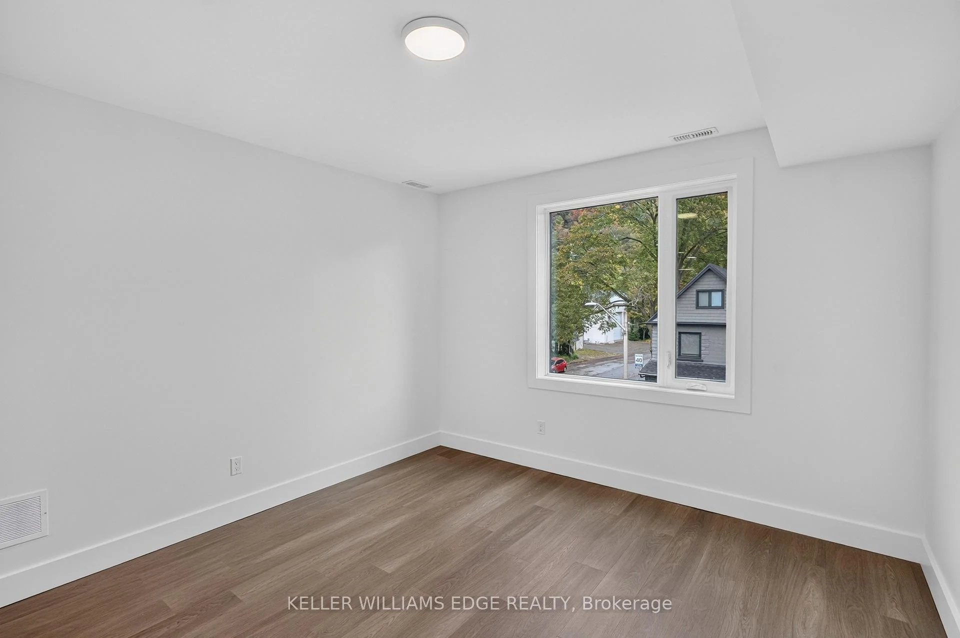 Photo 30 of Unit 5, 332 King Street W, Hamilton, Dundas — HOMEH