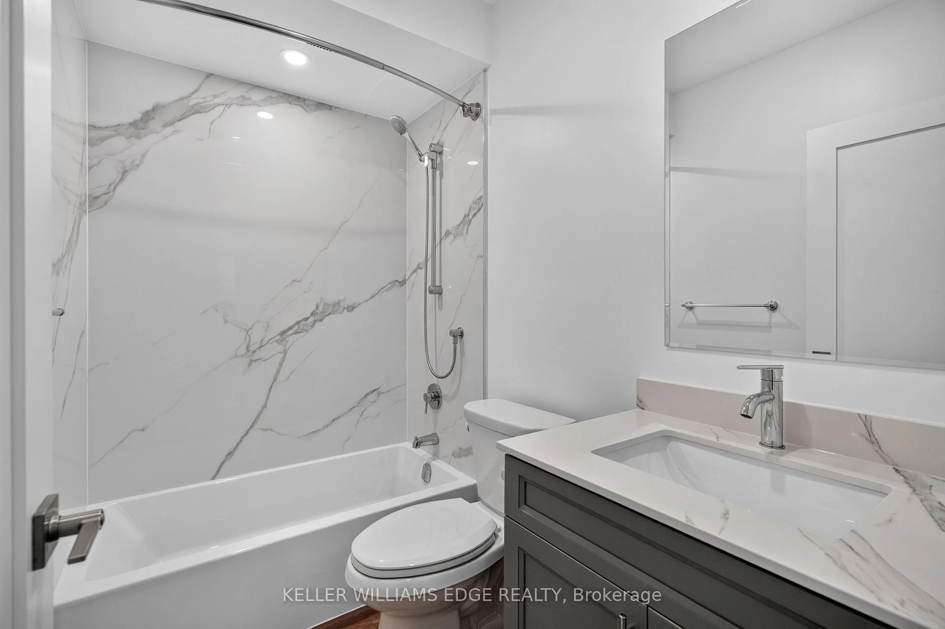 Photo 35 of Unit 5, 332 King Street W, Hamilton, Dundas — HOMEH