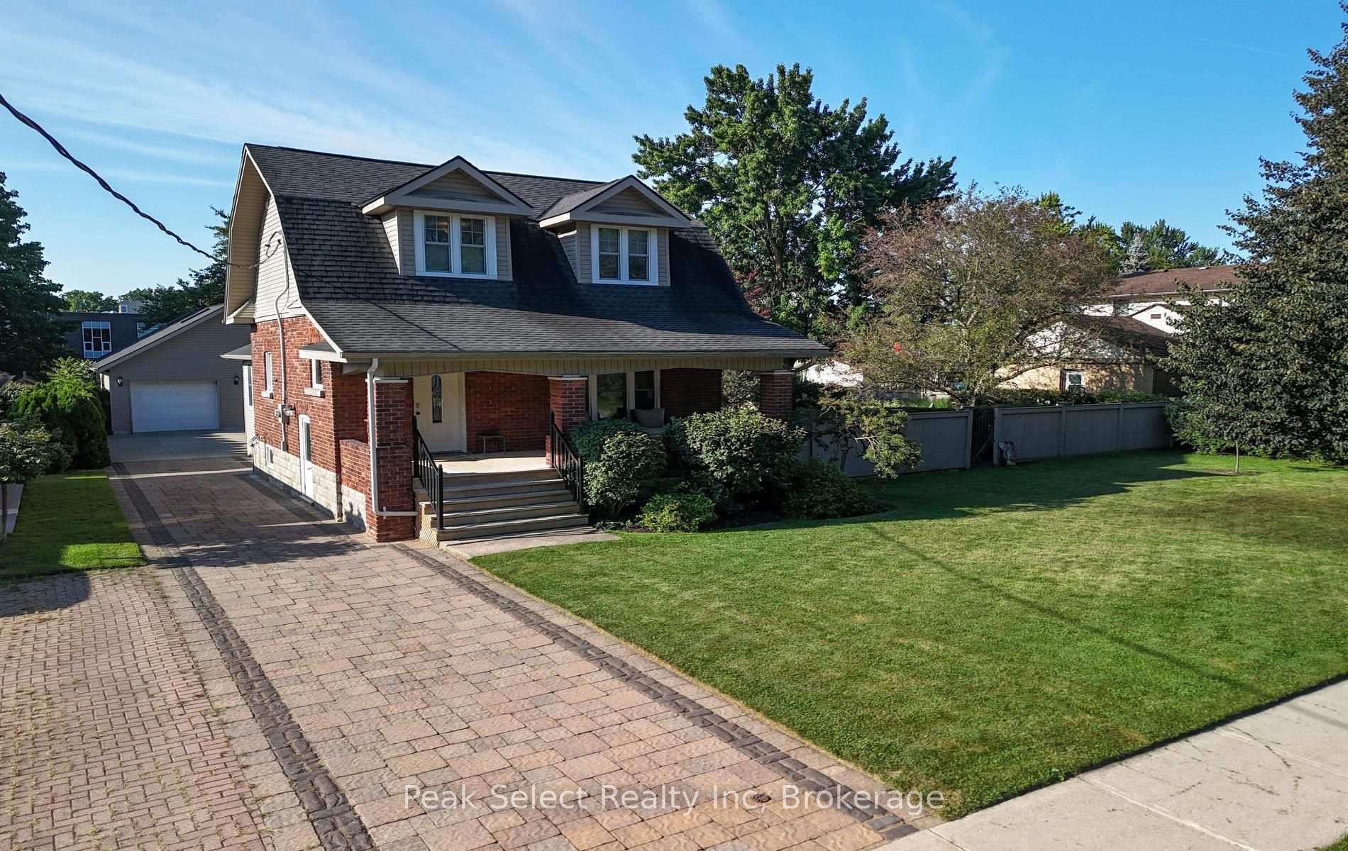 Photo of 318 Elizabeth Street