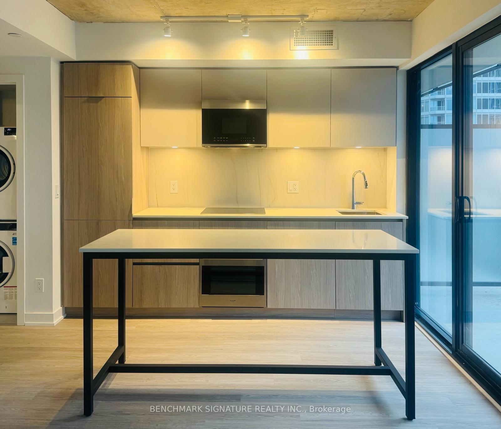 Photo 3 of Unit 1705, 47 Mutual Street, Toronto, Church-Yonge Corridor — HOMEH
