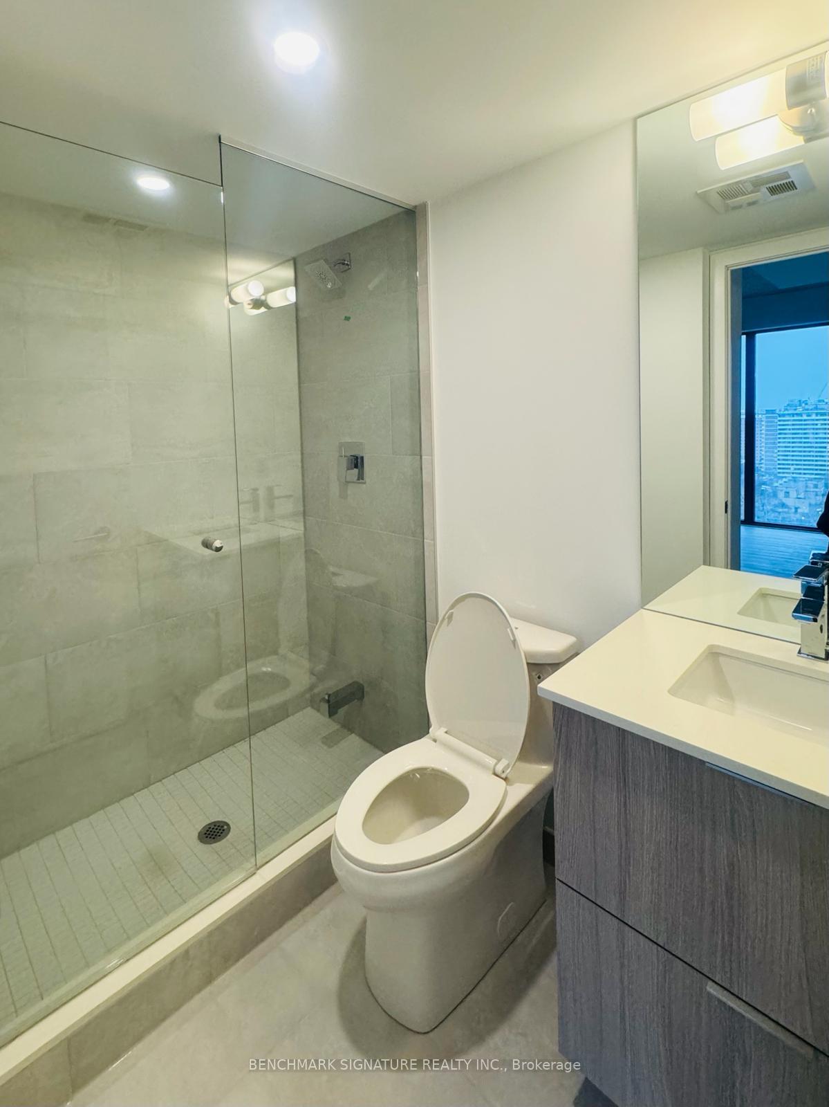 Photo 6 of Unit 1705, 47 Mutual Street, Toronto, Church-Yonge Corridor — HOMEH