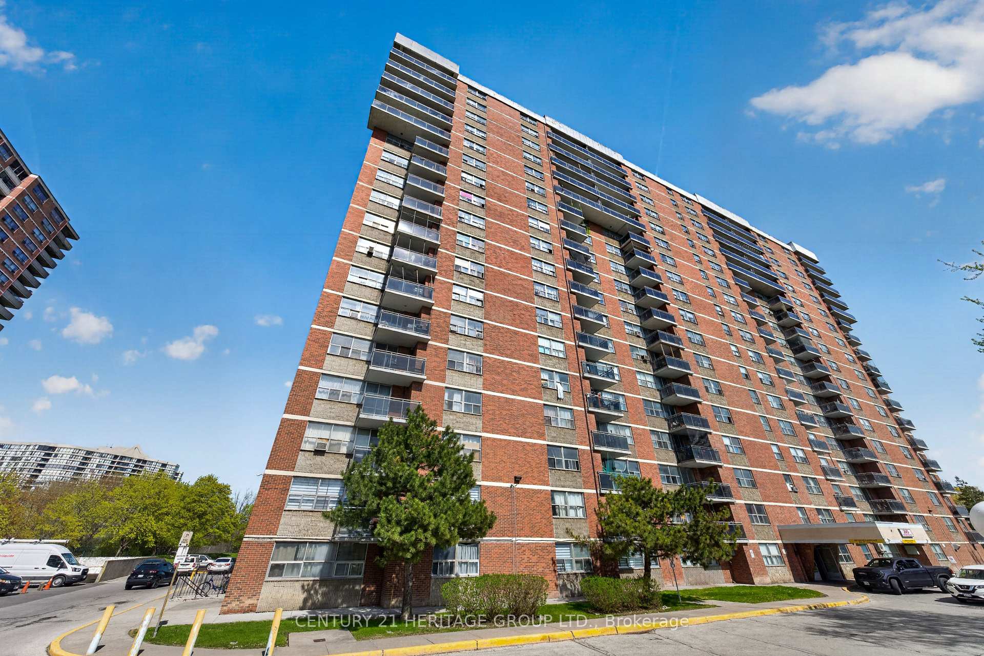 Photo 7 of Unit 1601, 2645 Kipling Avenue, Etobicoke, Mount Olive-Silverstone-Jamestown — HOMEH