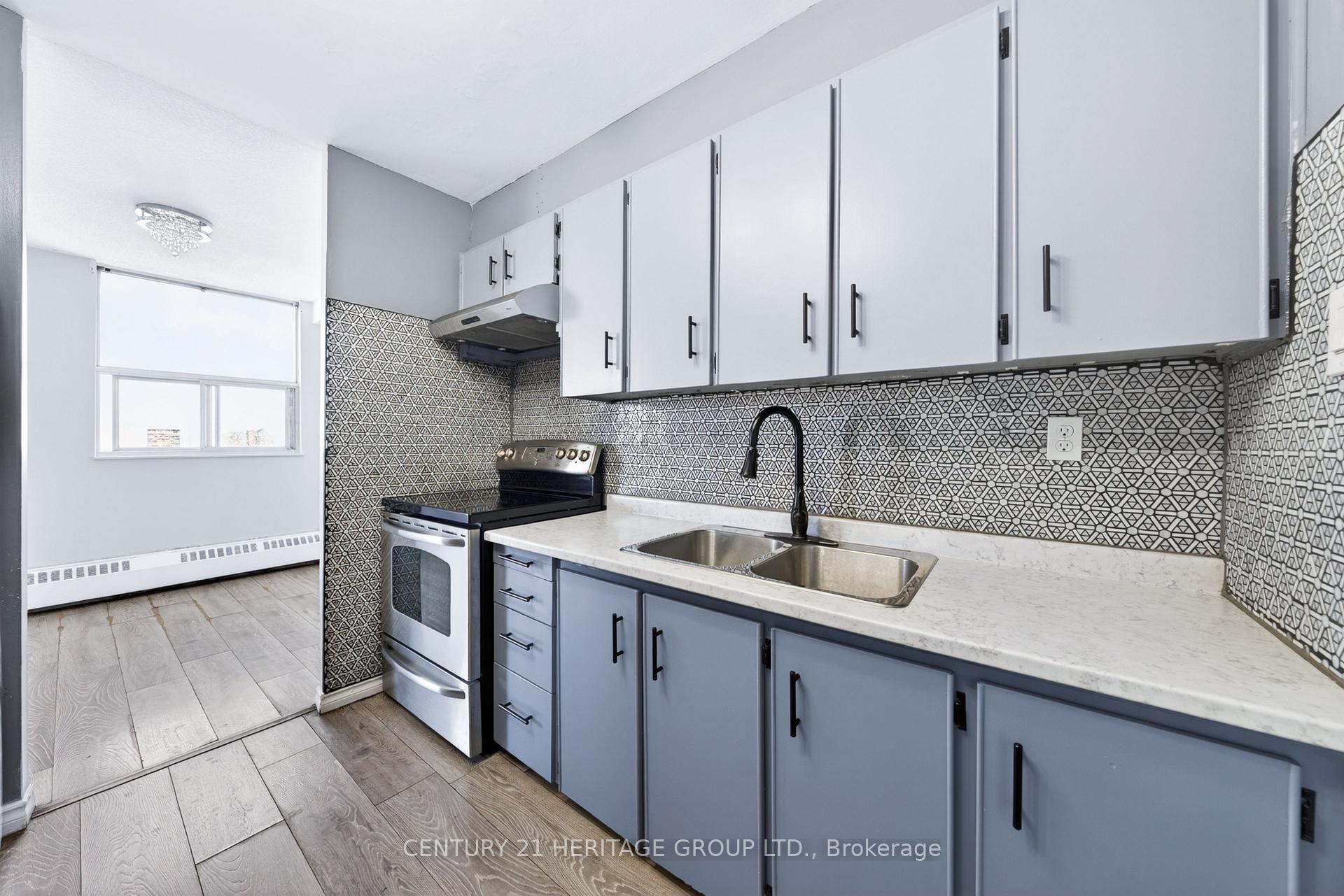 Photo 11 of Unit 1601, 2645 Kipling Avenue, Etobicoke, Mount Olive-Silverstone-Jamestown — HOMEH