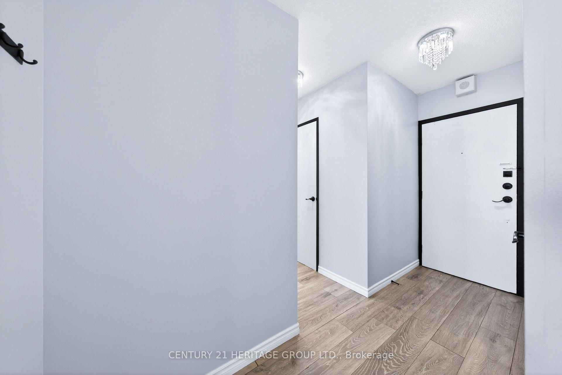 Photo 19 of Unit 1601, 2645 Kipling Avenue, Etobicoke, Mount Olive-Silverstone-Jamestown — HOMEH