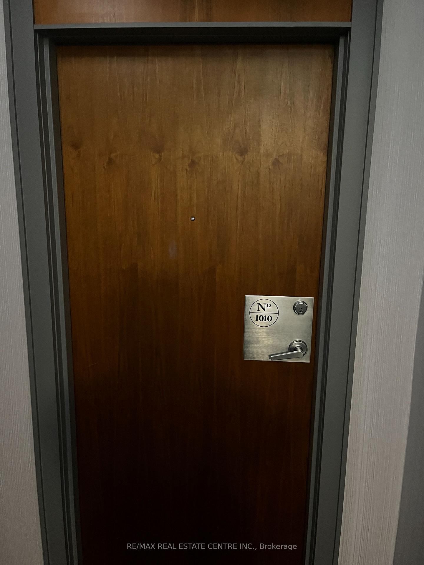 Photo 4 of Unit 1010, 33 Elm Drive W, Mississauga, City Centre — HOMEH