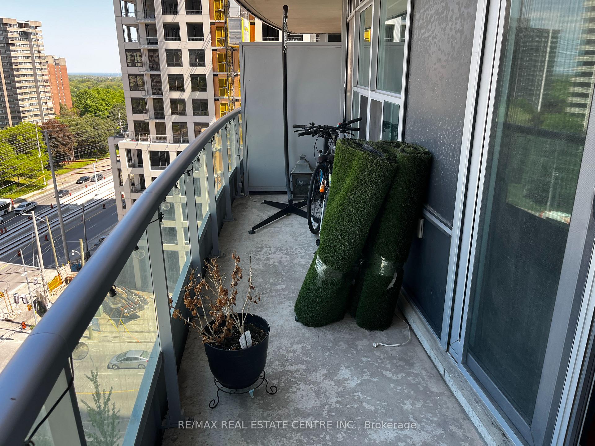 Photo 15 of Unit 1010, 33 Elm Drive W, Mississauga, City Centre — HOMEH