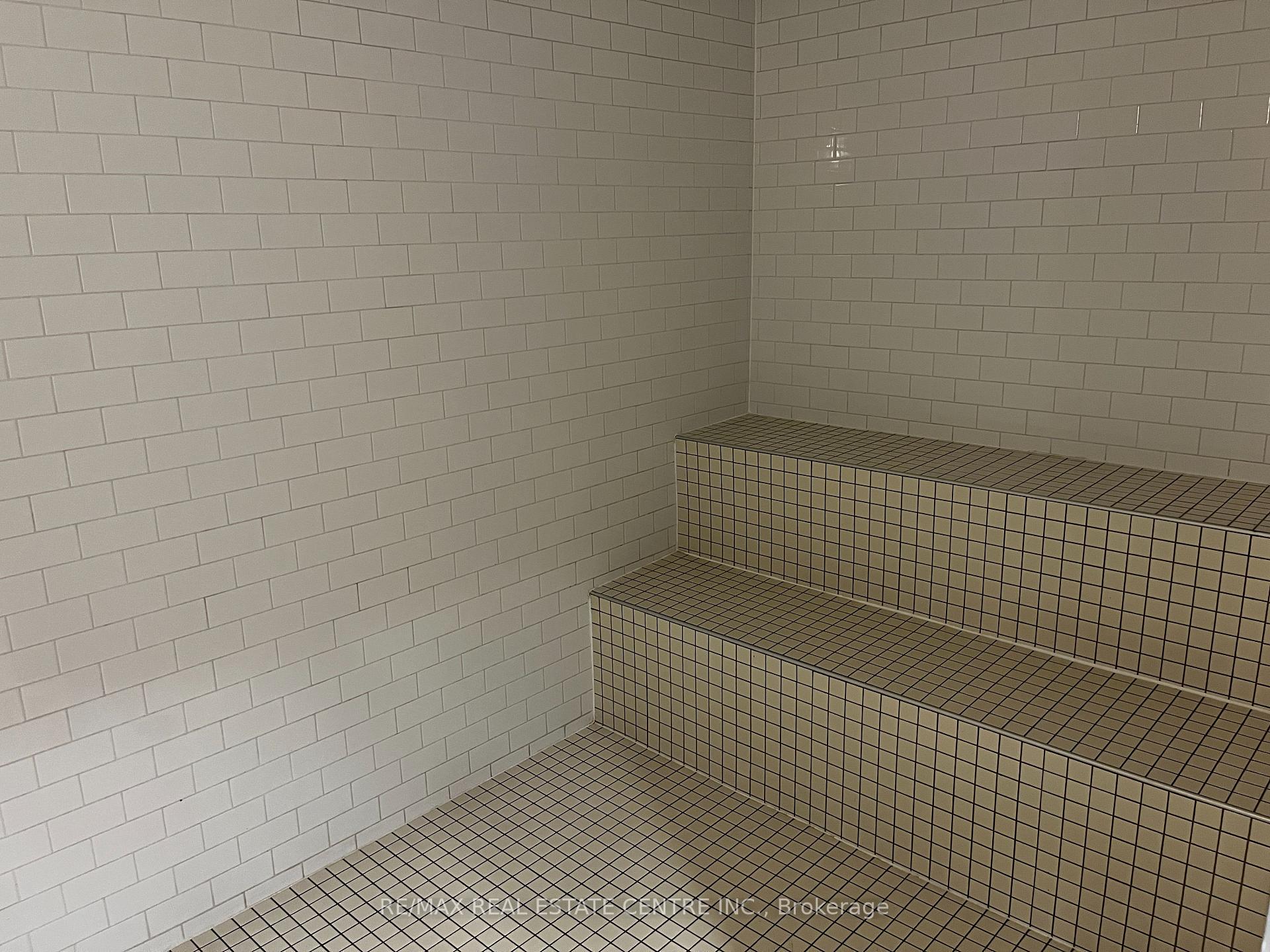 Photo 31 of Unit 1010, 33 Elm Drive W, Mississauga, City Centre — HOMEH
