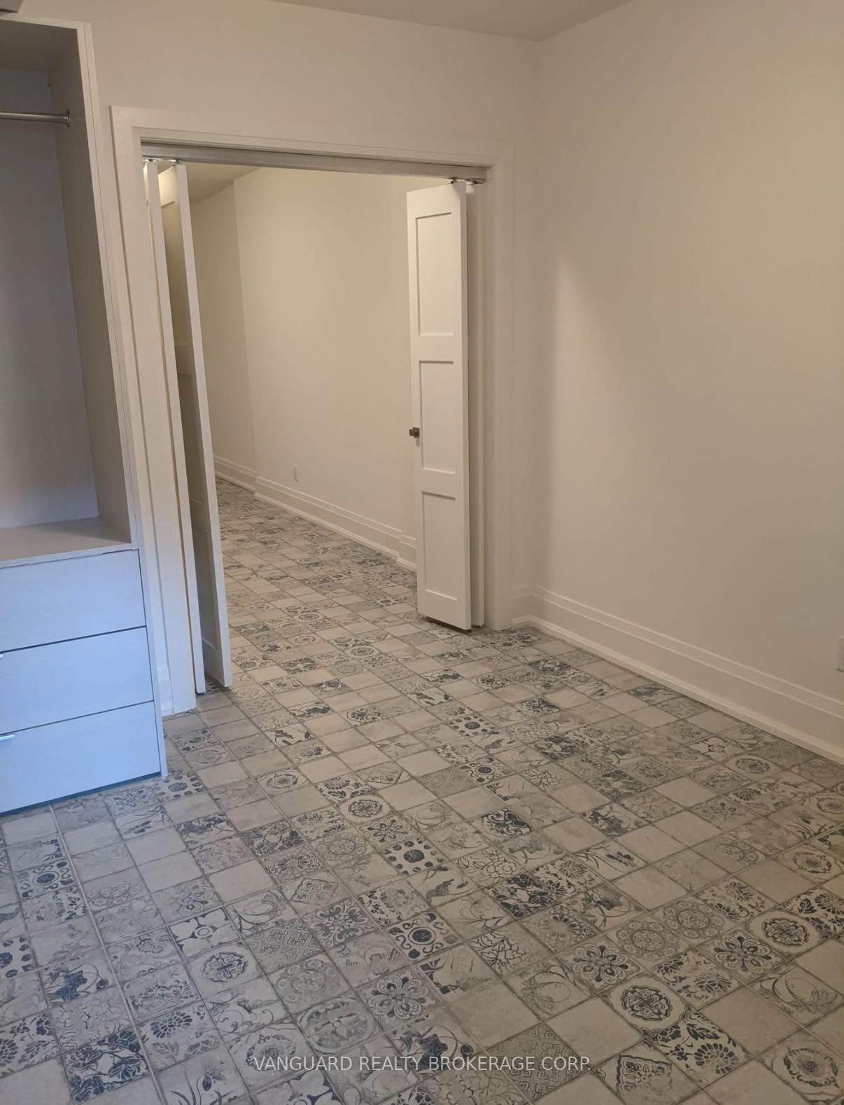 Photo 9 of Unit Basement, 982 Dovercourt Road, Toronto, Dovercourt-Wallace Emerson-Junction — HOMEH
