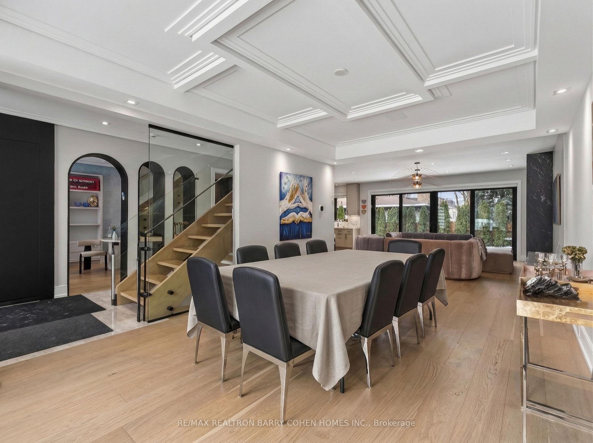 Photo 3 of 4 Forest Wood, Toronto, Bedford Park-Nortown — HOMEH