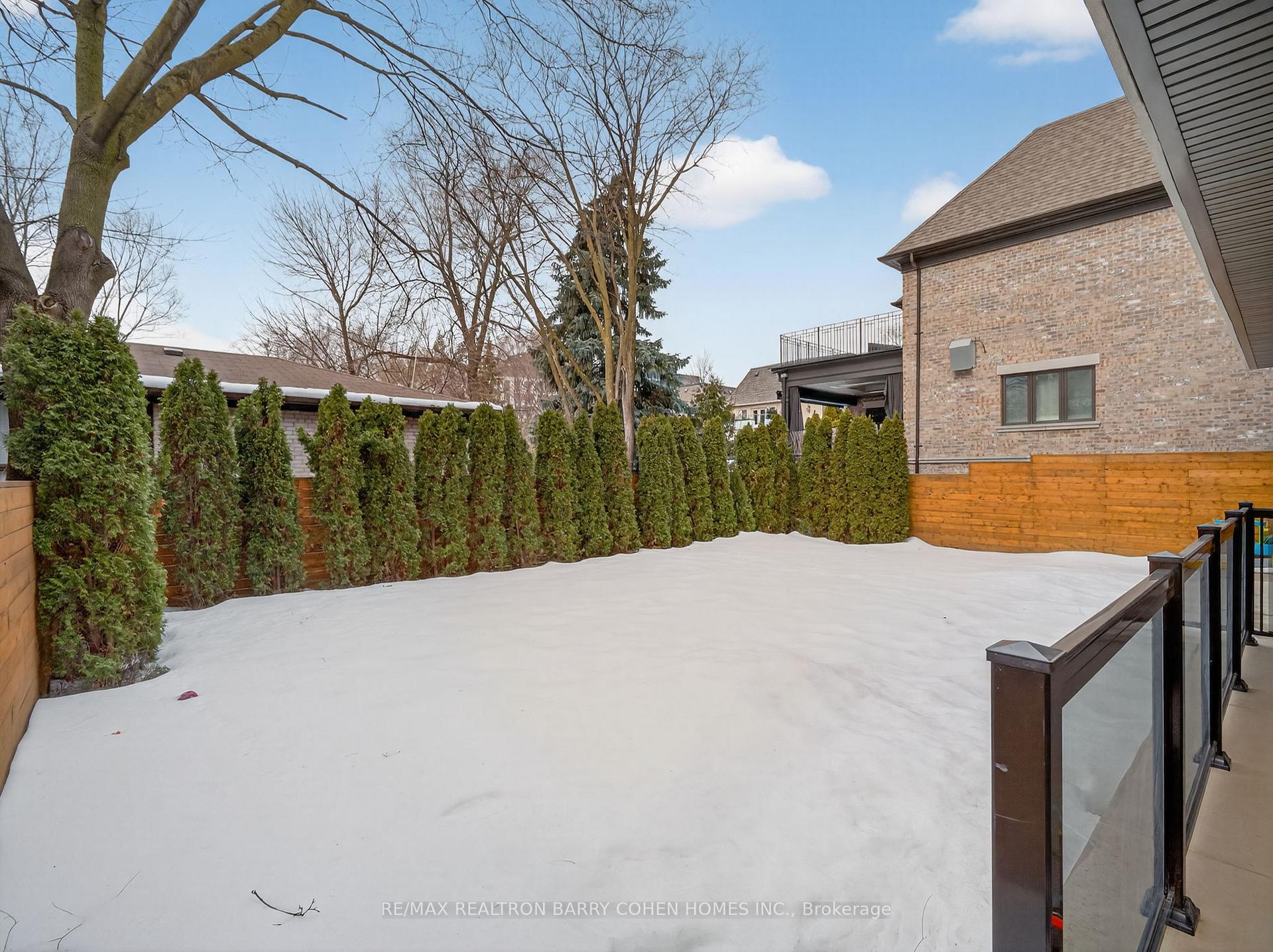 Photo 31 of 4 Forest Wood, Toronto, Bedford Park-Nortown — HOMEH
