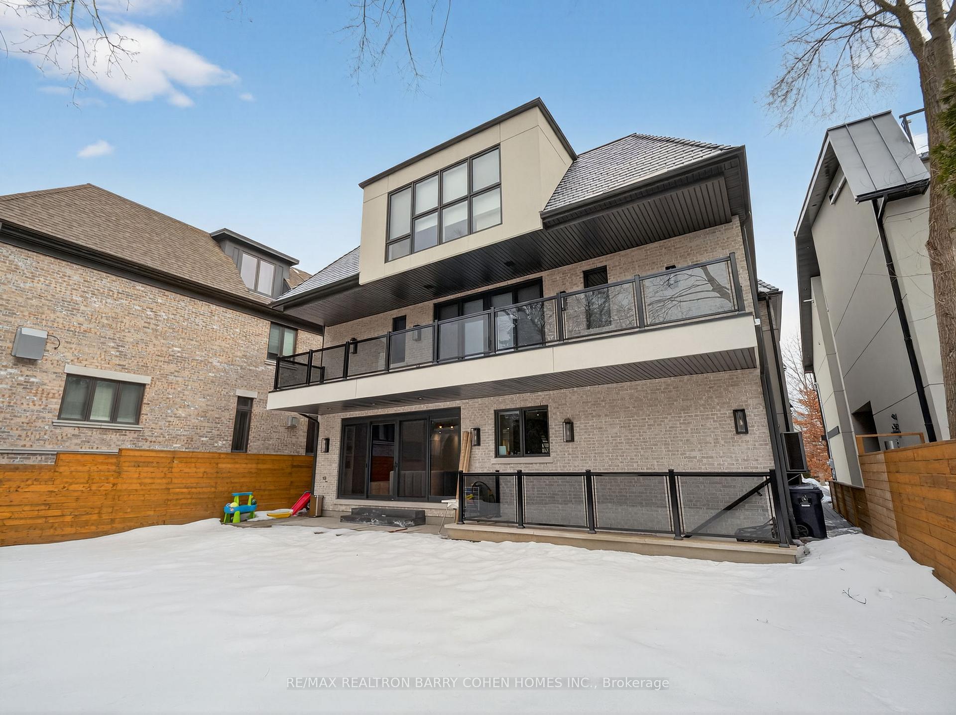 Photo 32 of 4 Forest Wood, Toronto, Bedford Park-Nortown — HOMEH